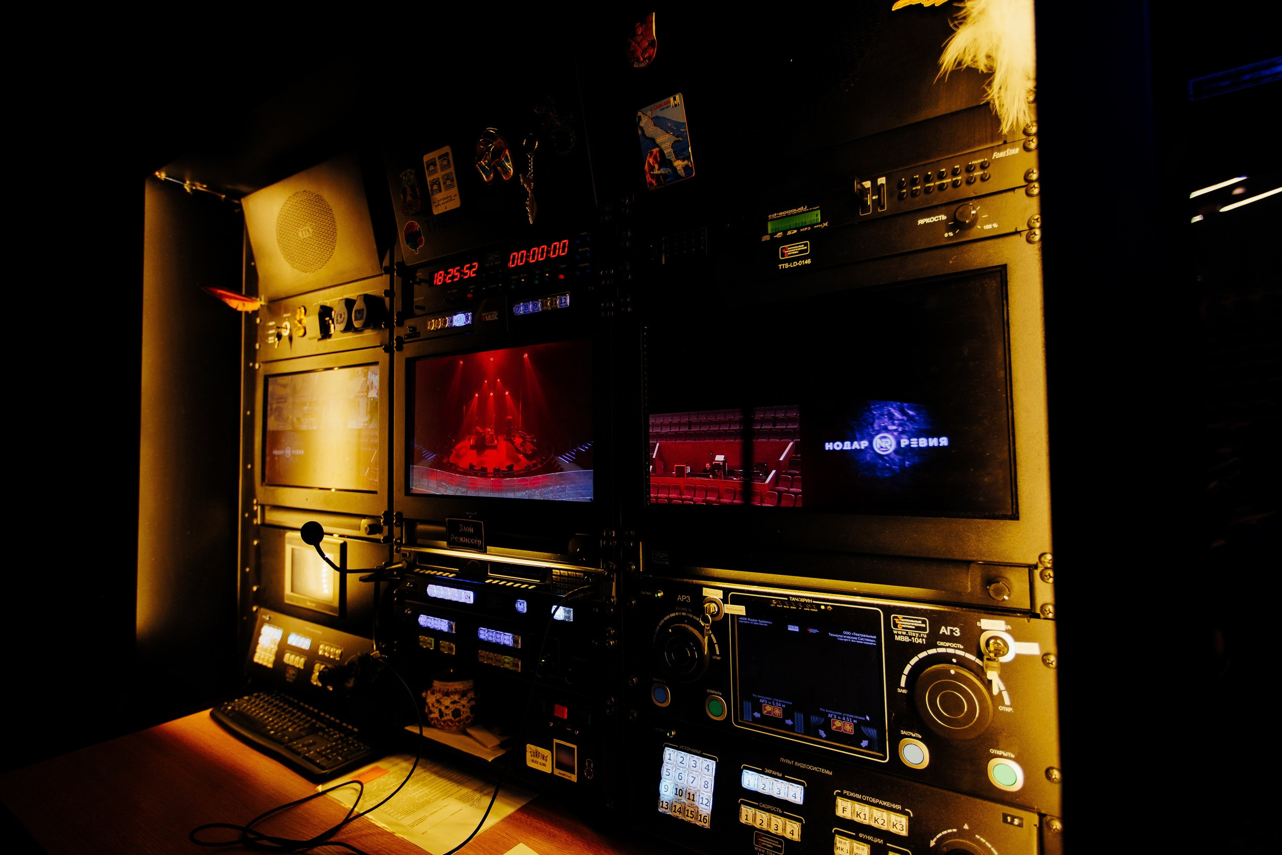 НОДАР РЕВИЯ. Фотограф в Москве Алексей Виноградов