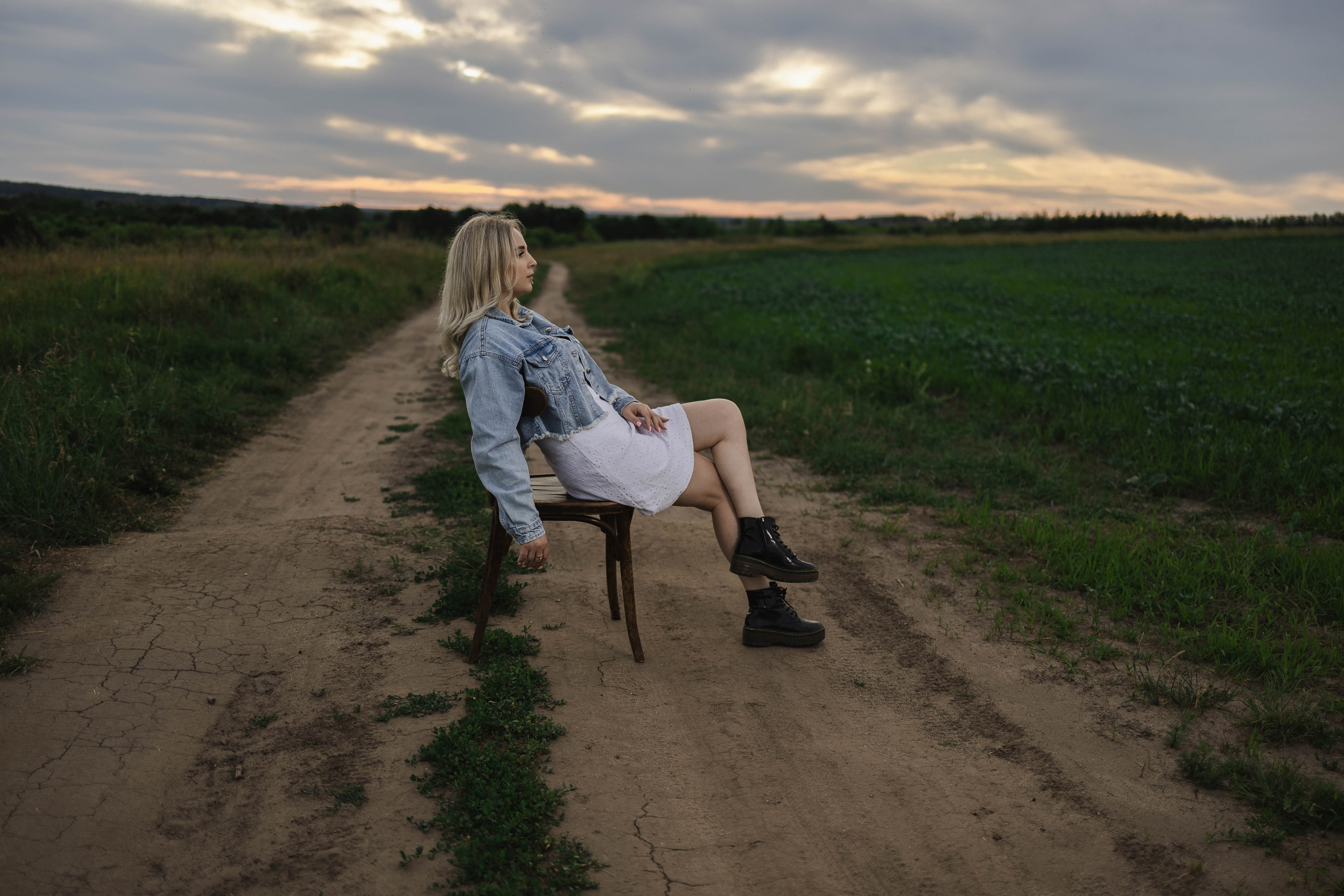 Фотосессия Даши на природе. Мама и дочка. Коммерческий фотограф