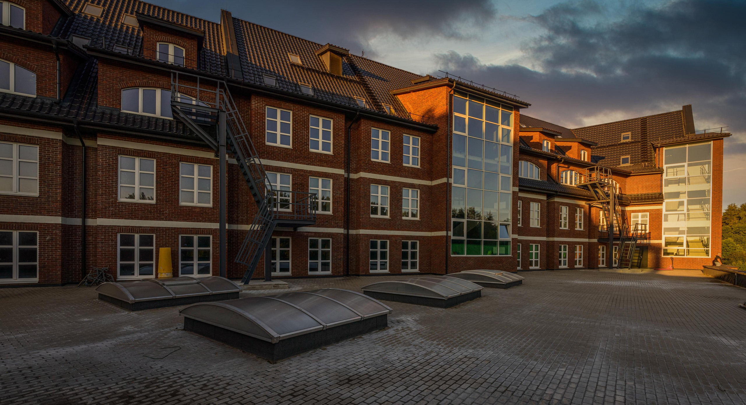 Архитектурная фотосъемка — Центр Мебели «Камелот» г. Минск. Фотограф Платон Македонский