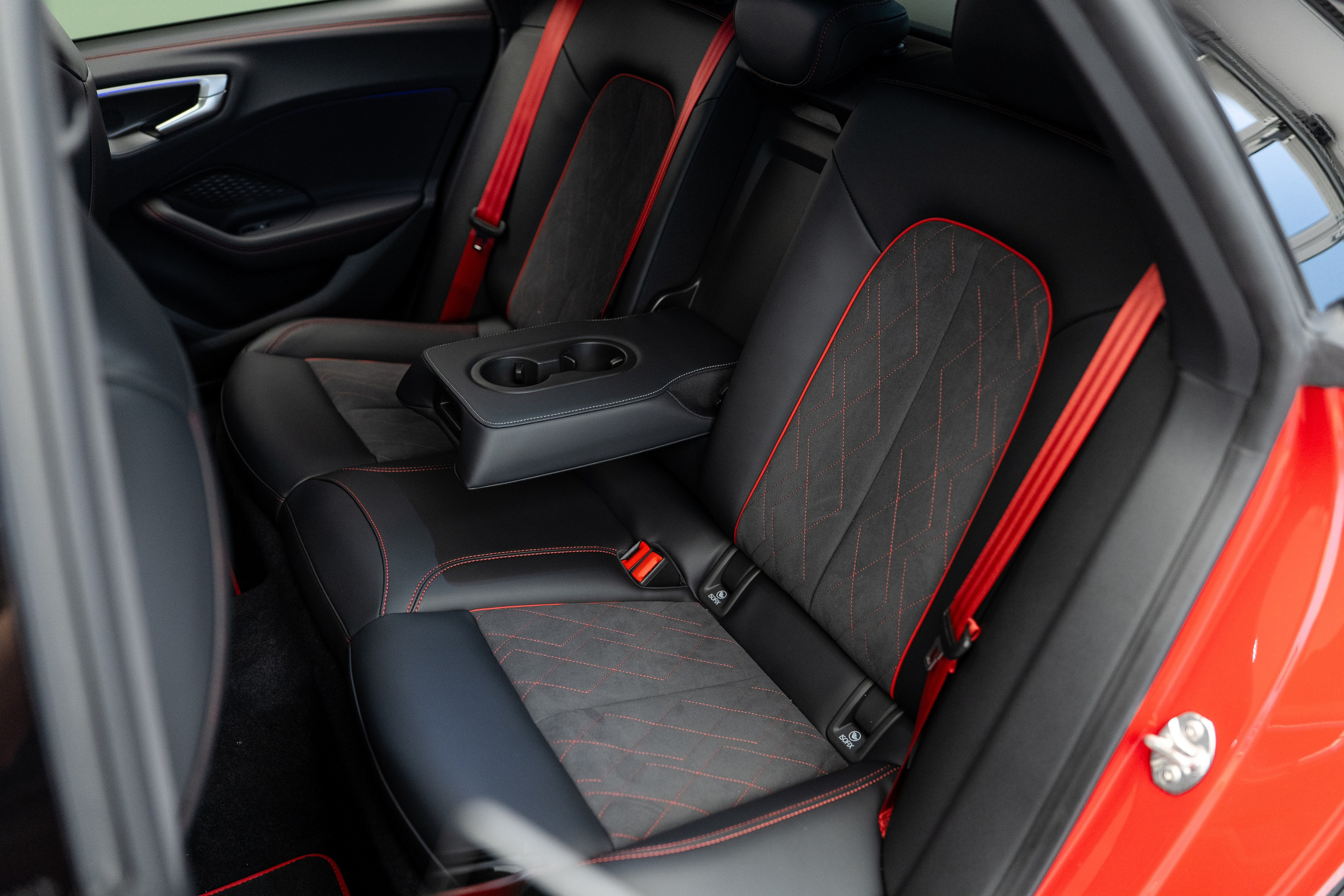 Фото для продажи авто. Фотограф в Санкт-Петербурге Мария Александрова