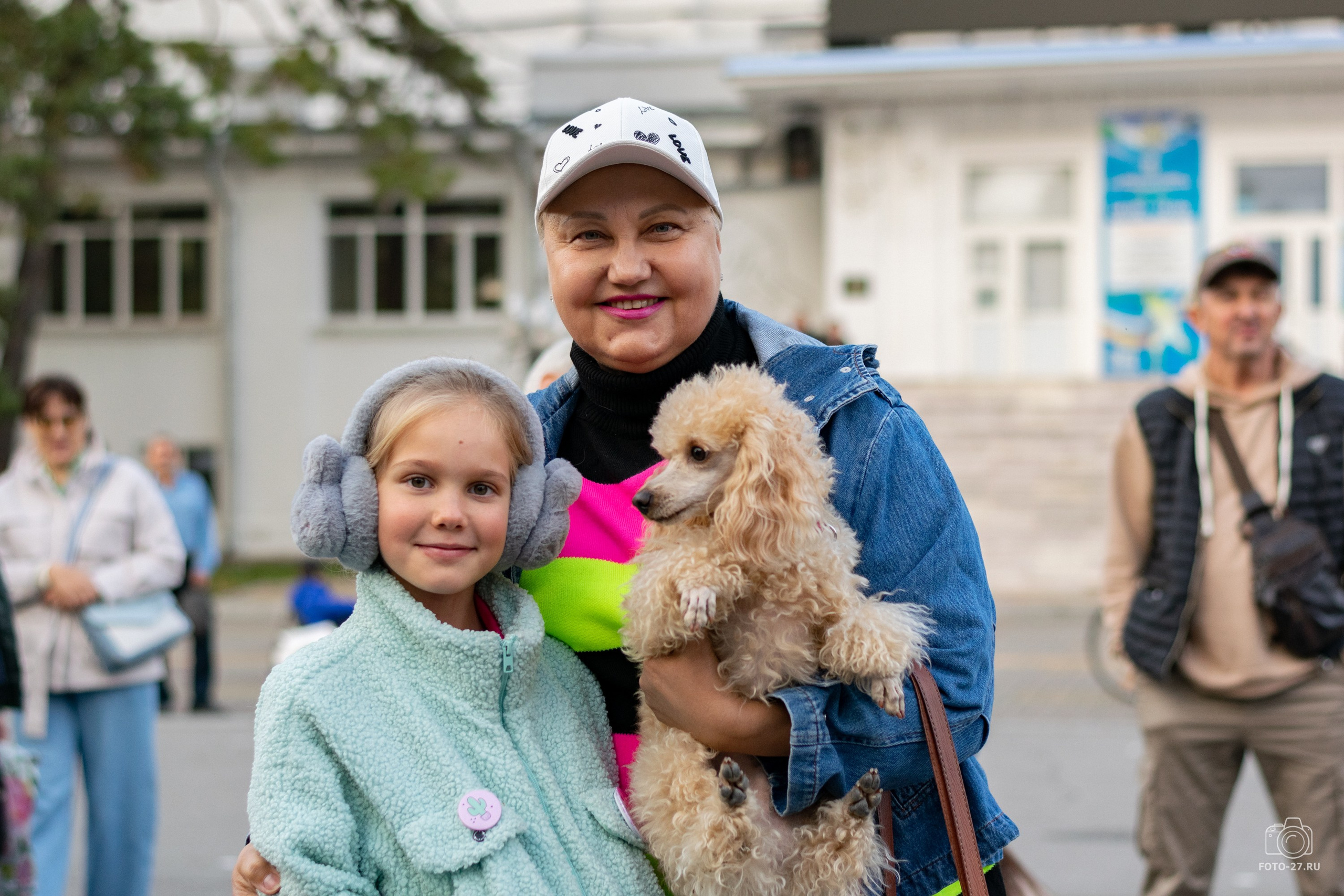 Антон Курдюмов фотограф в Хабаровске Рина Курдюмова фото27 foto27 Антон Дорофеев репортажный репортаж документалист Тони и Рина фотосоздатели Международный фестиваль Рок в защиту животных Хабаровск