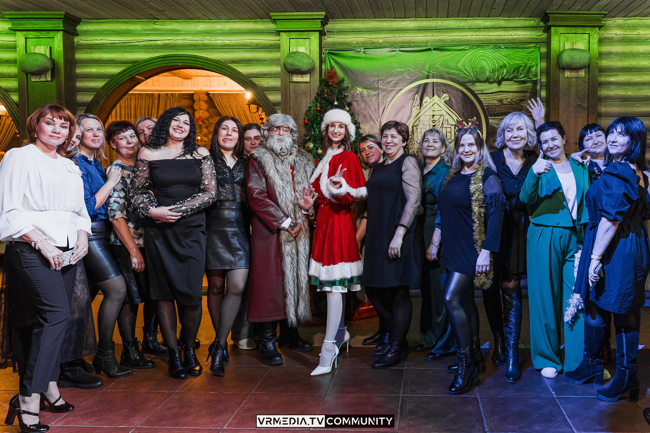 Новогодний вечер у «Петровича»