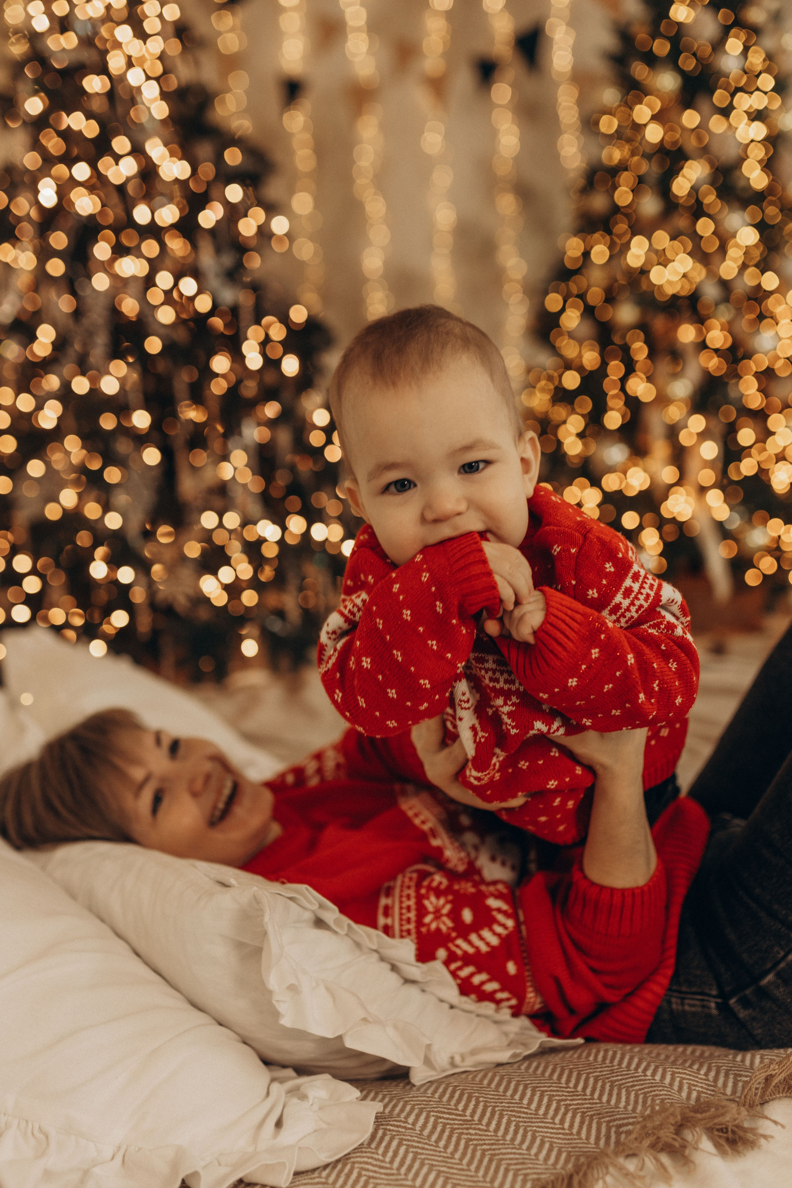 Яркий новый год мама и 2 сыночка. Фотограф в Ставрополе Svetlana Matveeva