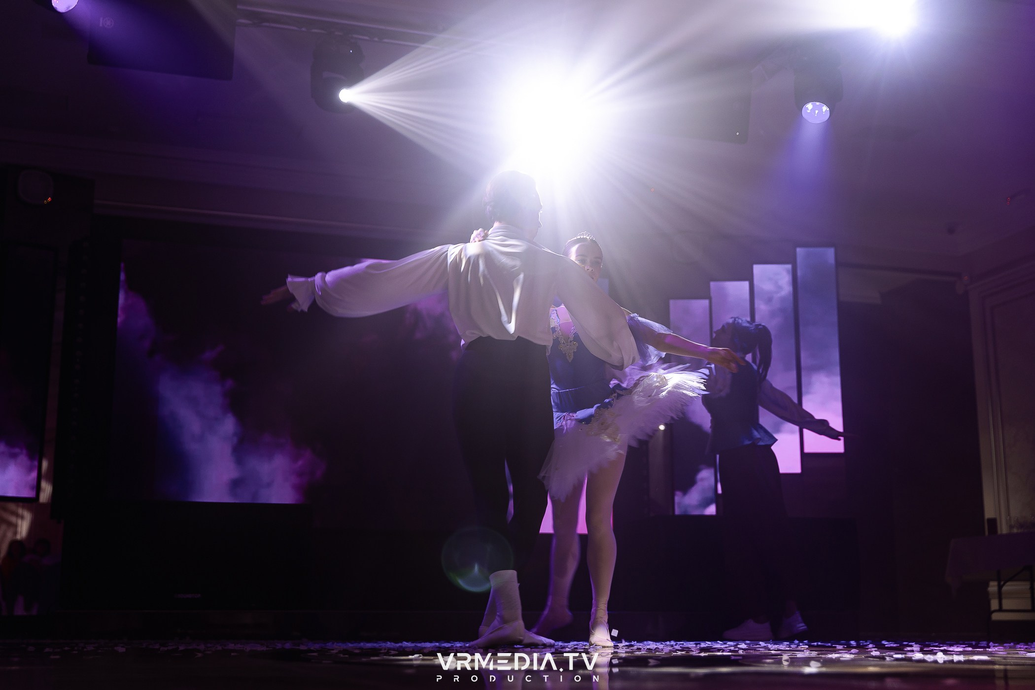 Новогодний вечер в ресторане «Лазурный Берег»