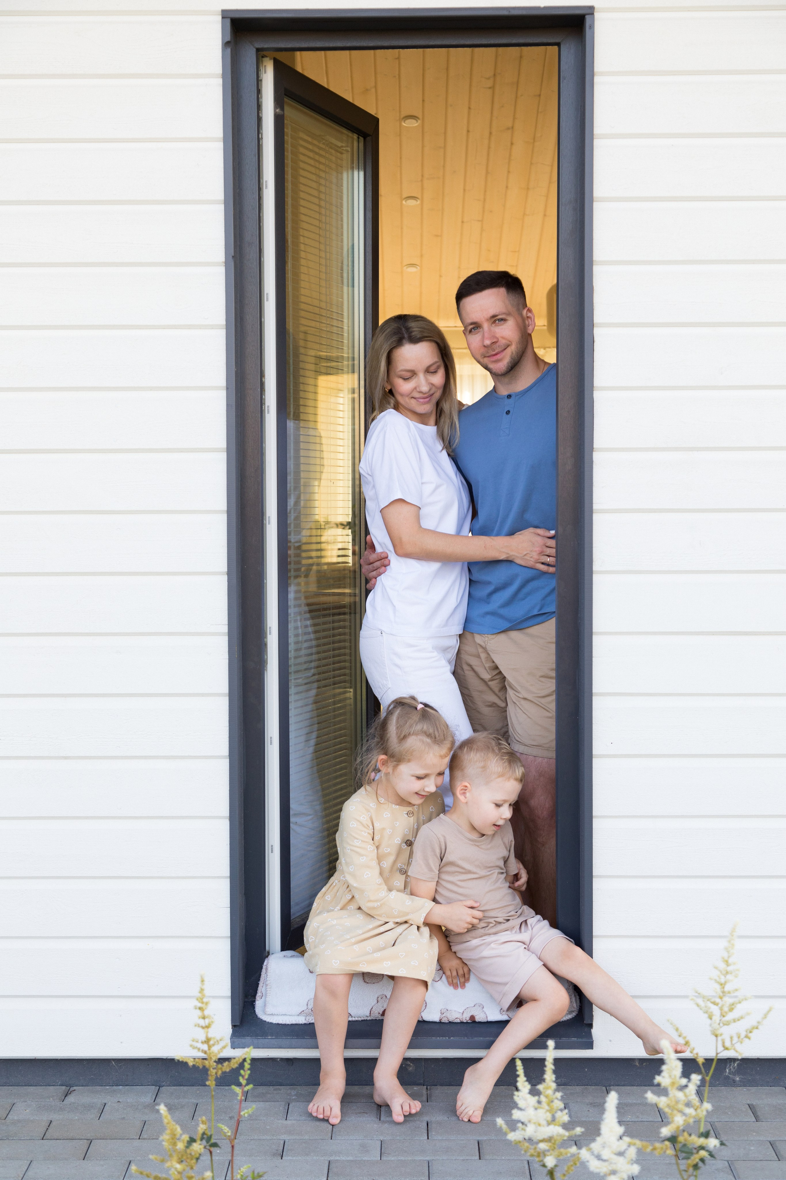 Семейная фотосессия дома. Детский и контент фотограф Надя Волкова Санкт-Петербург