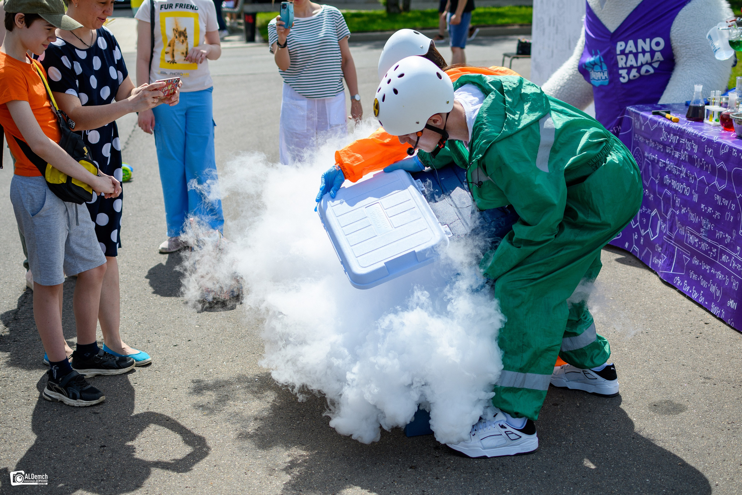 День защиты детей Терракотовая армия в Москве на ВДНХ фото