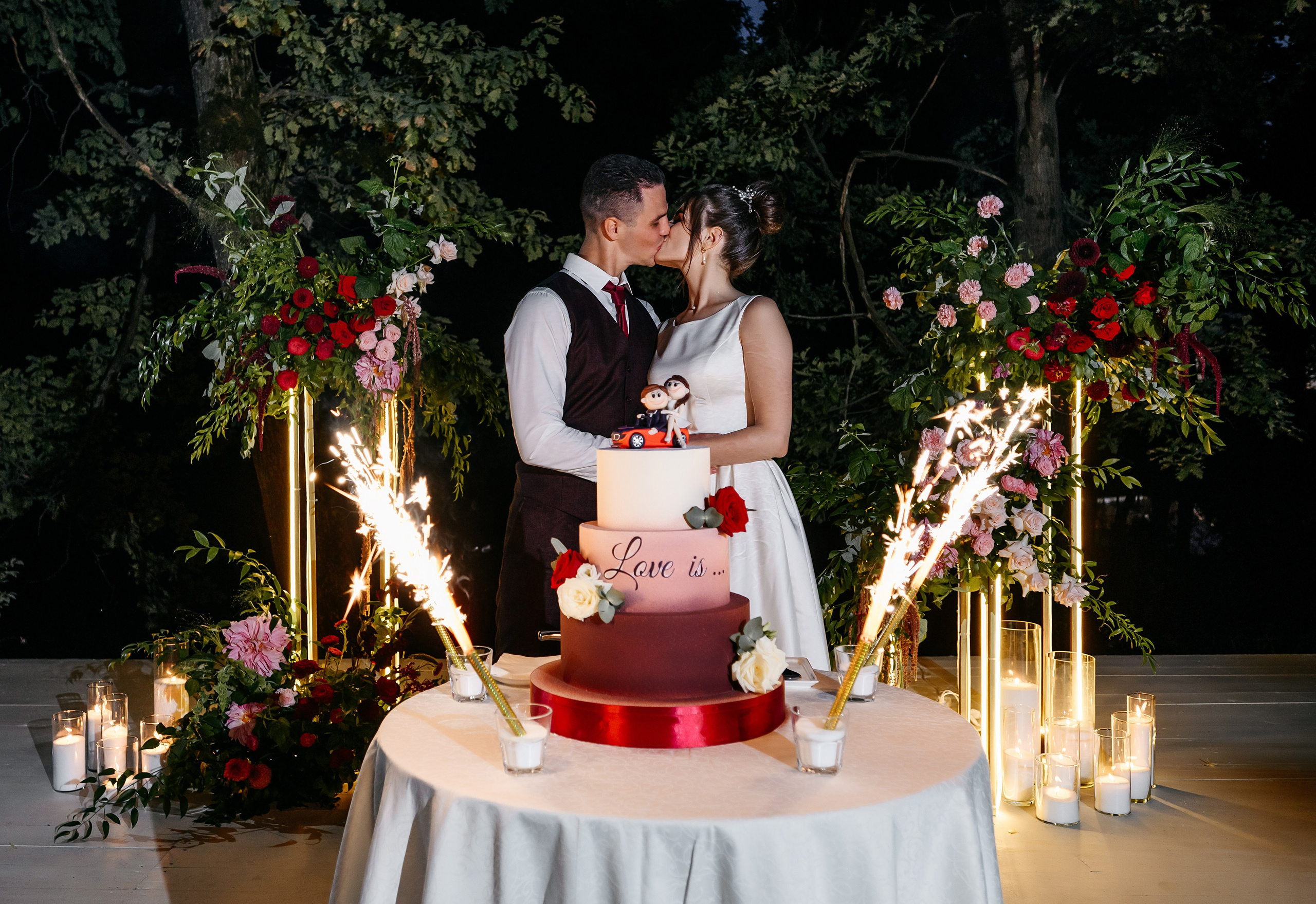 Свадьба в Лес event house. Kirillova Studio — мастерская декора и событий Юли Кирилловой