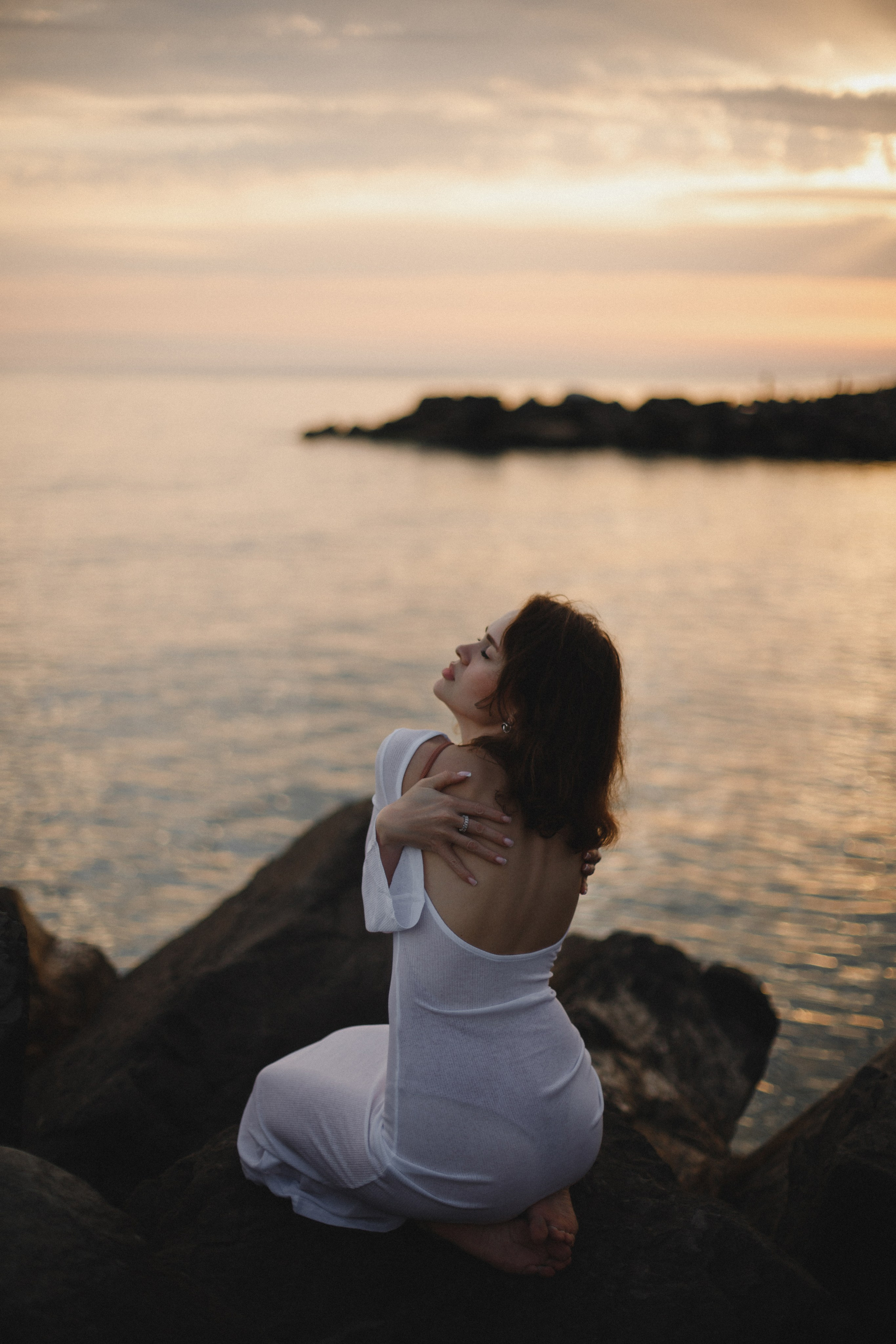 Индивидуальная женская фотосессия на море. Свадебный, репортажный и портретный фотограф Сочи, Краснодар. Александра Зайцева