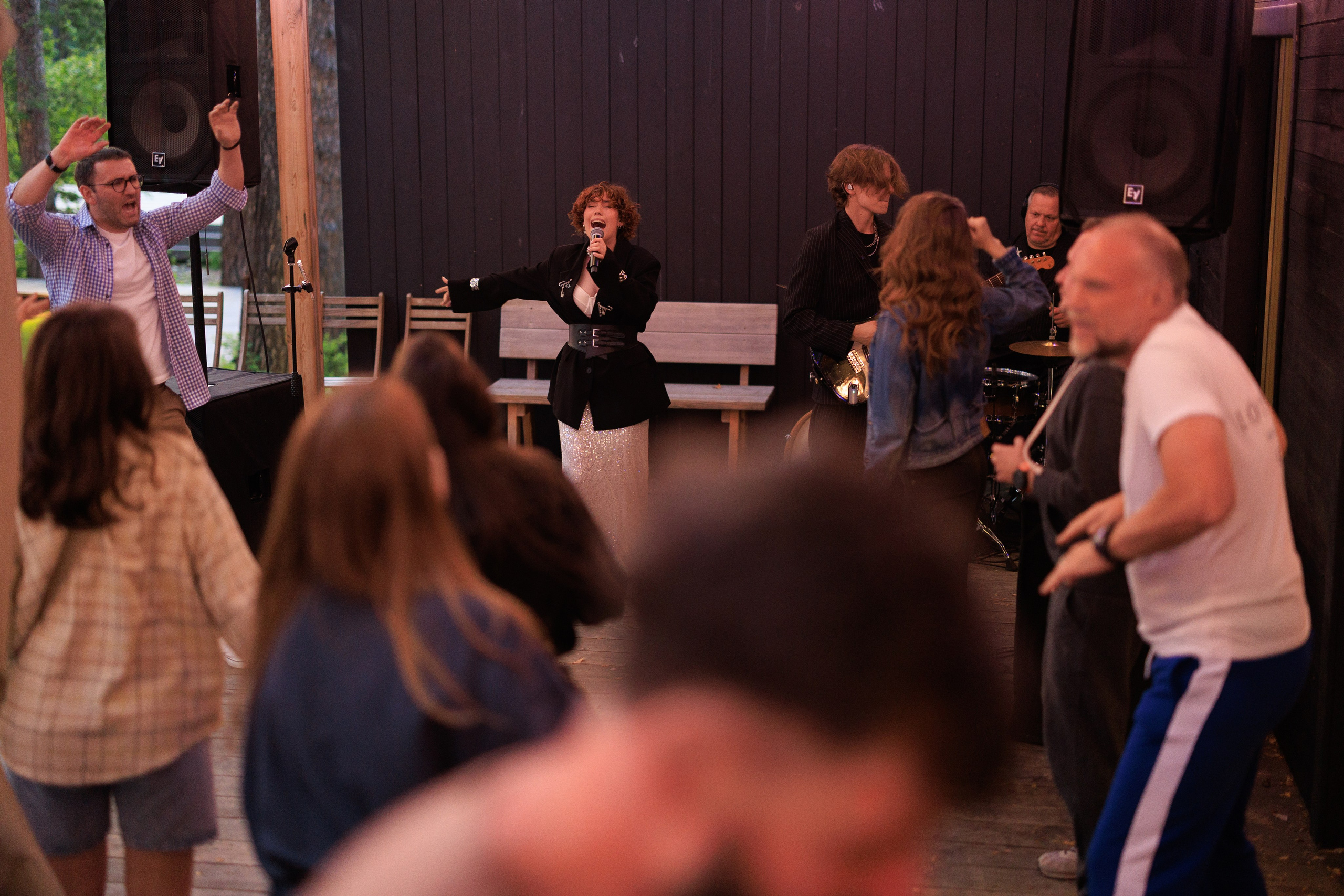 Корпоратив в «Лесу». Контент для бизнеса в Екатеринбурге Полдень Медиа