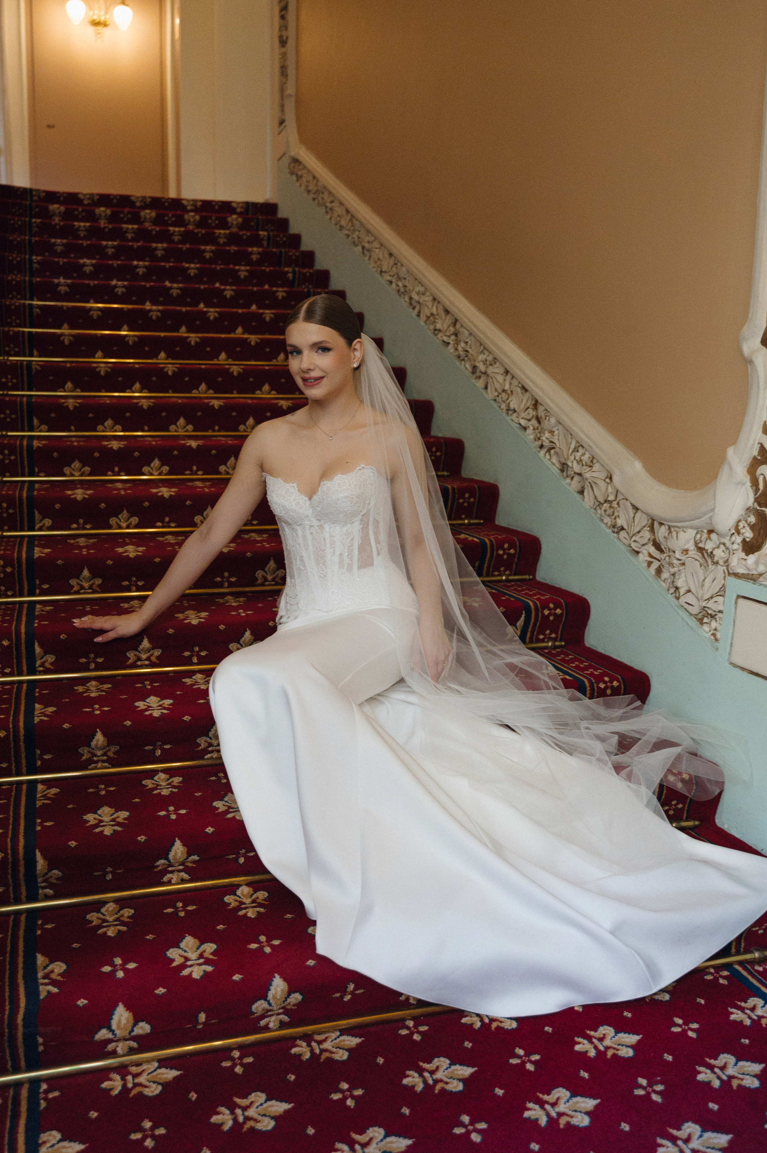 Дмитрий и Луиза. Гостиница Националь и ресторан Белуга. Свадебный фотограф Москва и Санкт-Петербург. Анастасия Чудина