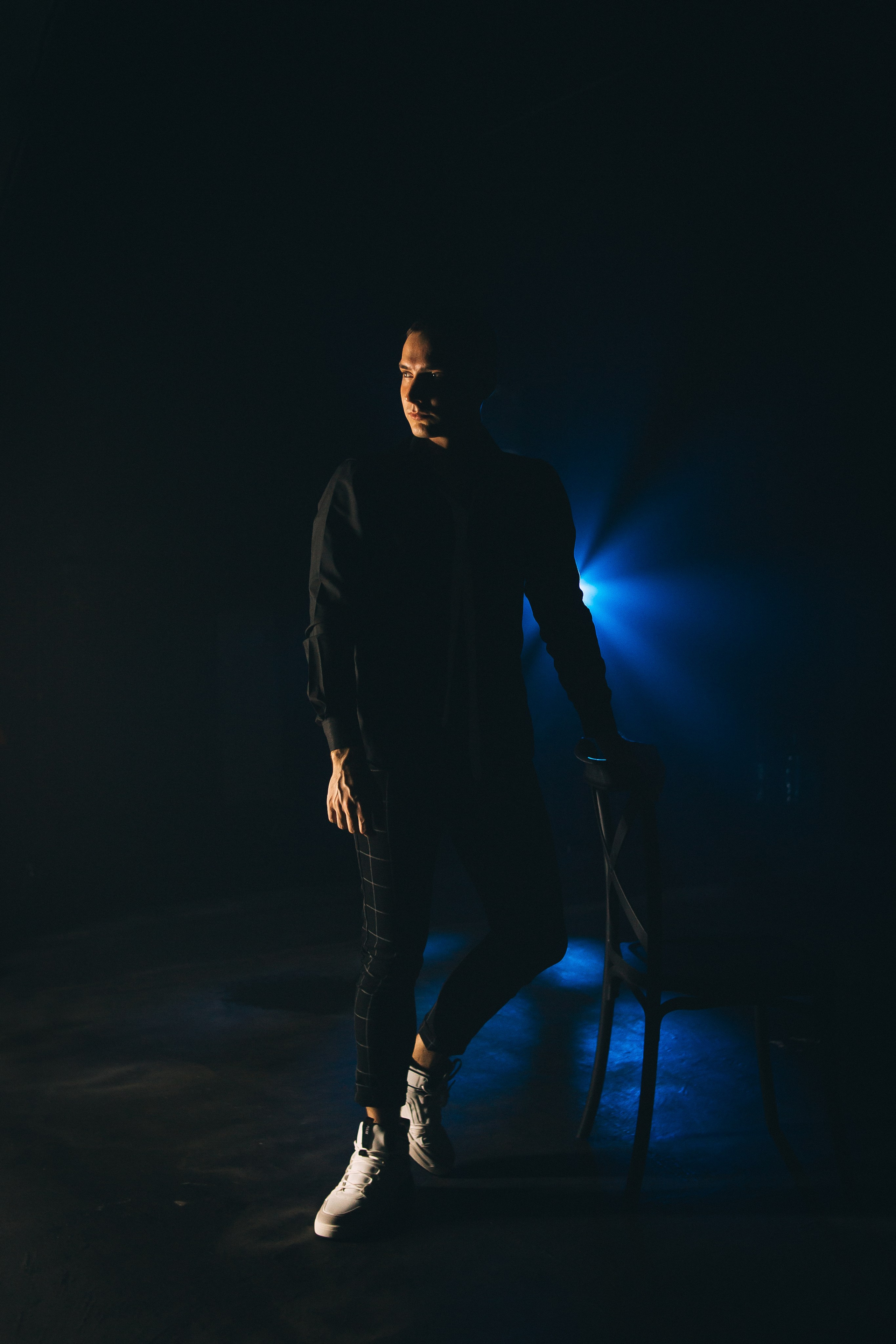 Евгений. Съёмка с лазером. Фотограф Регина Крикунова г. Красноярск