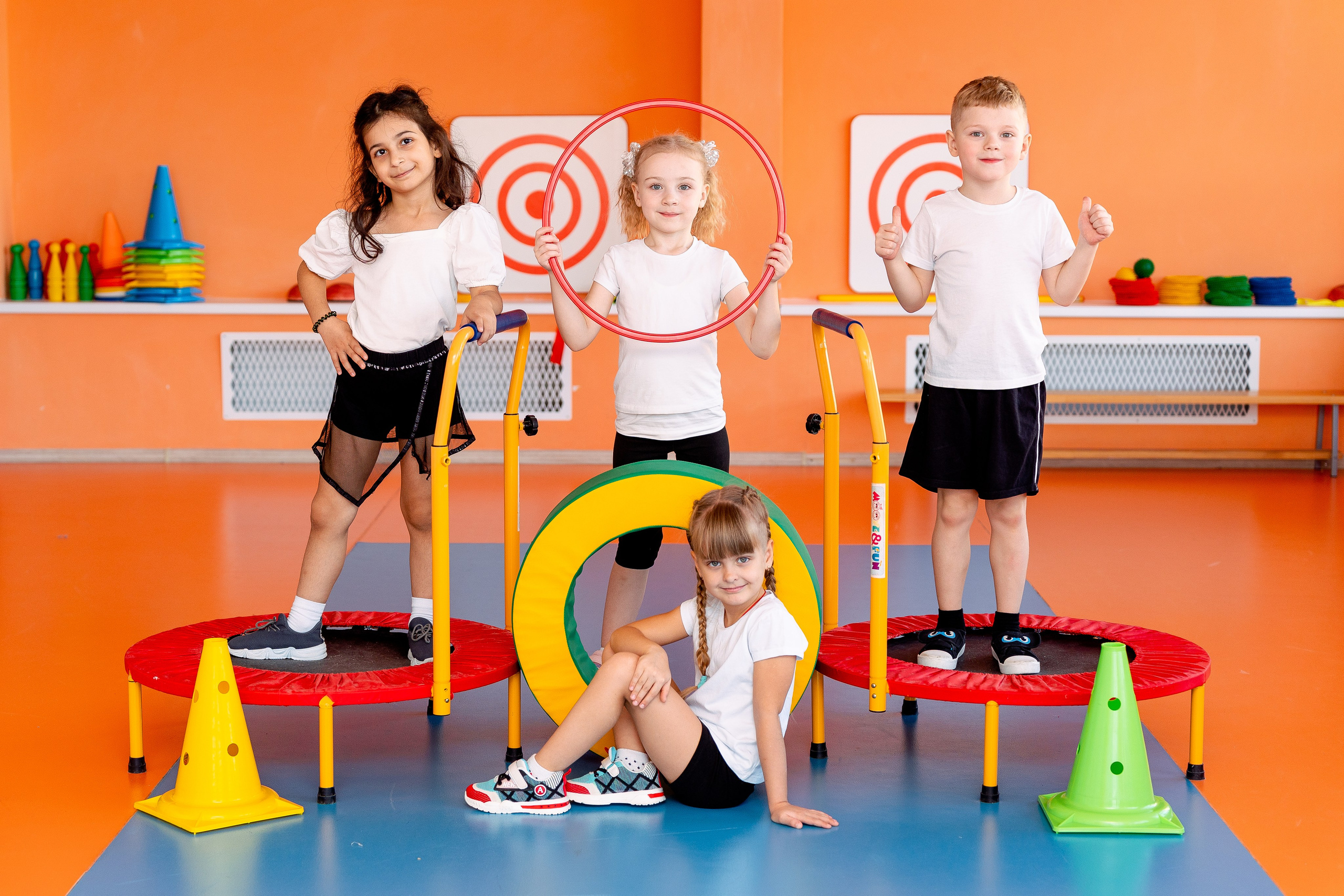 Фотокомпания «Алые паруса» выпускные альбомы Москва и МО