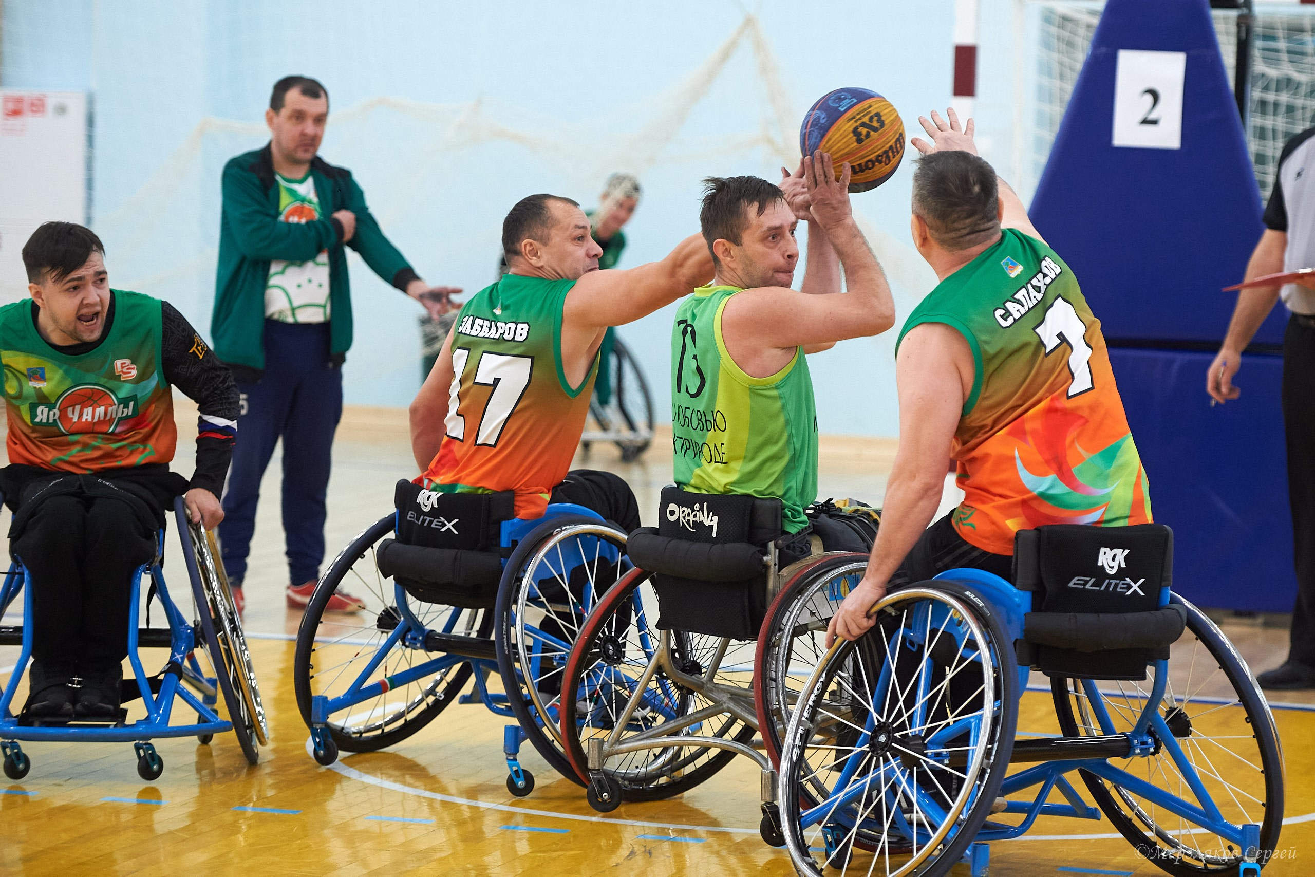 X традиционный Рождественский турнир по баскетболу на колясках. Ижевск. Спортивный репортажный фотограф в Ижевске Сергей Мерзляков