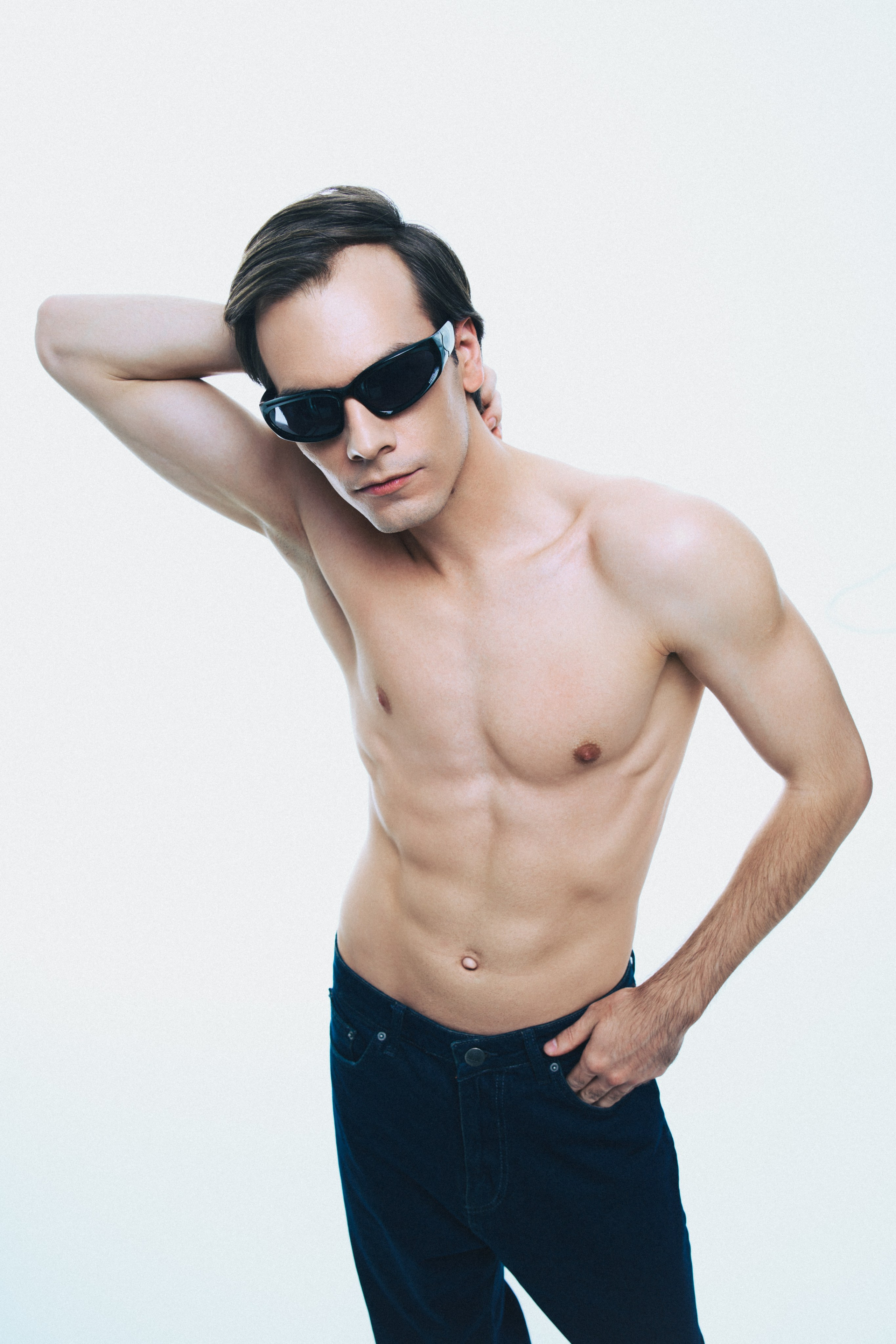 Sergey. Кирилл Гольцберг | фотограф для брендов одежды и бизнеса