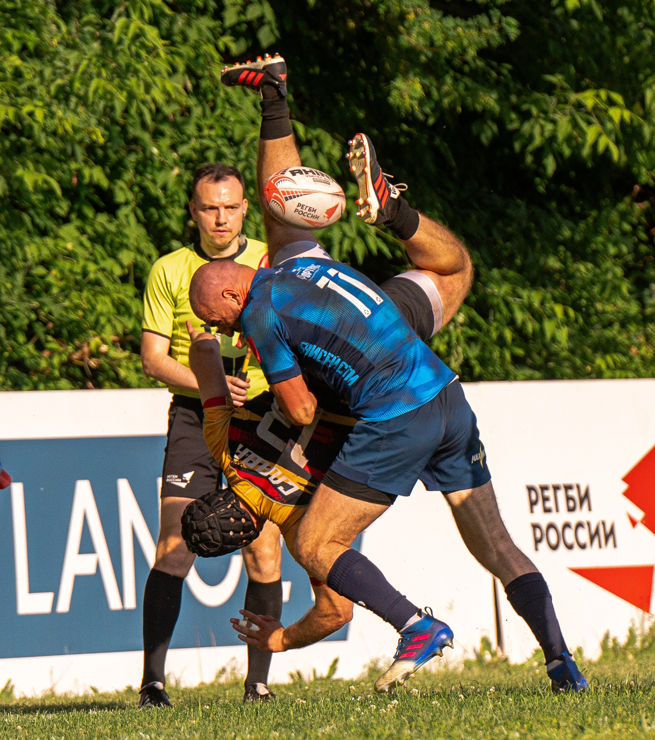 RUGBY. Lisa_krassna