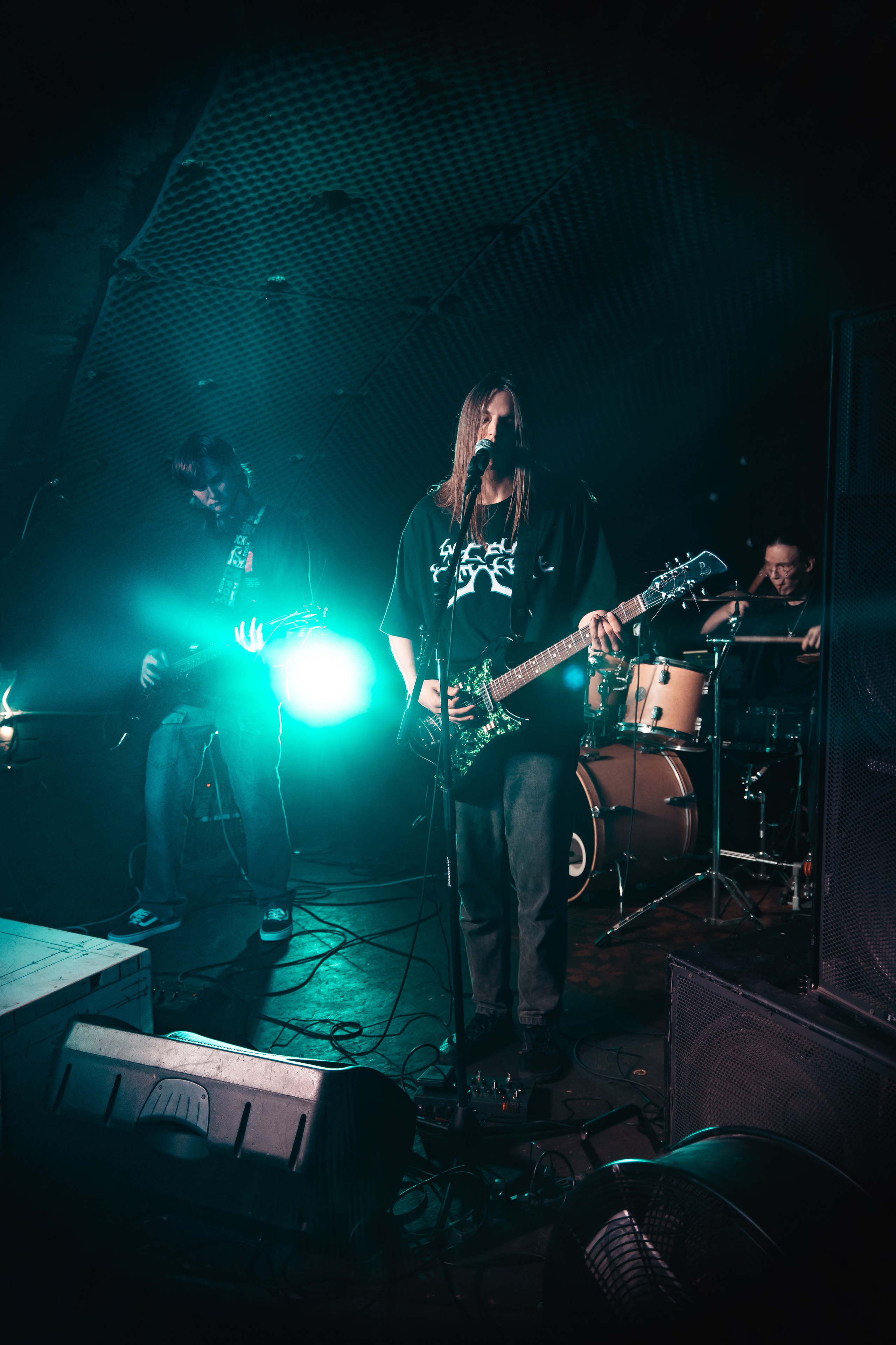 Праймал. Бар «Дело не в тебе», Красноярск, 20.04.2025. Фотограф Регина Крикунова г. Красноярск