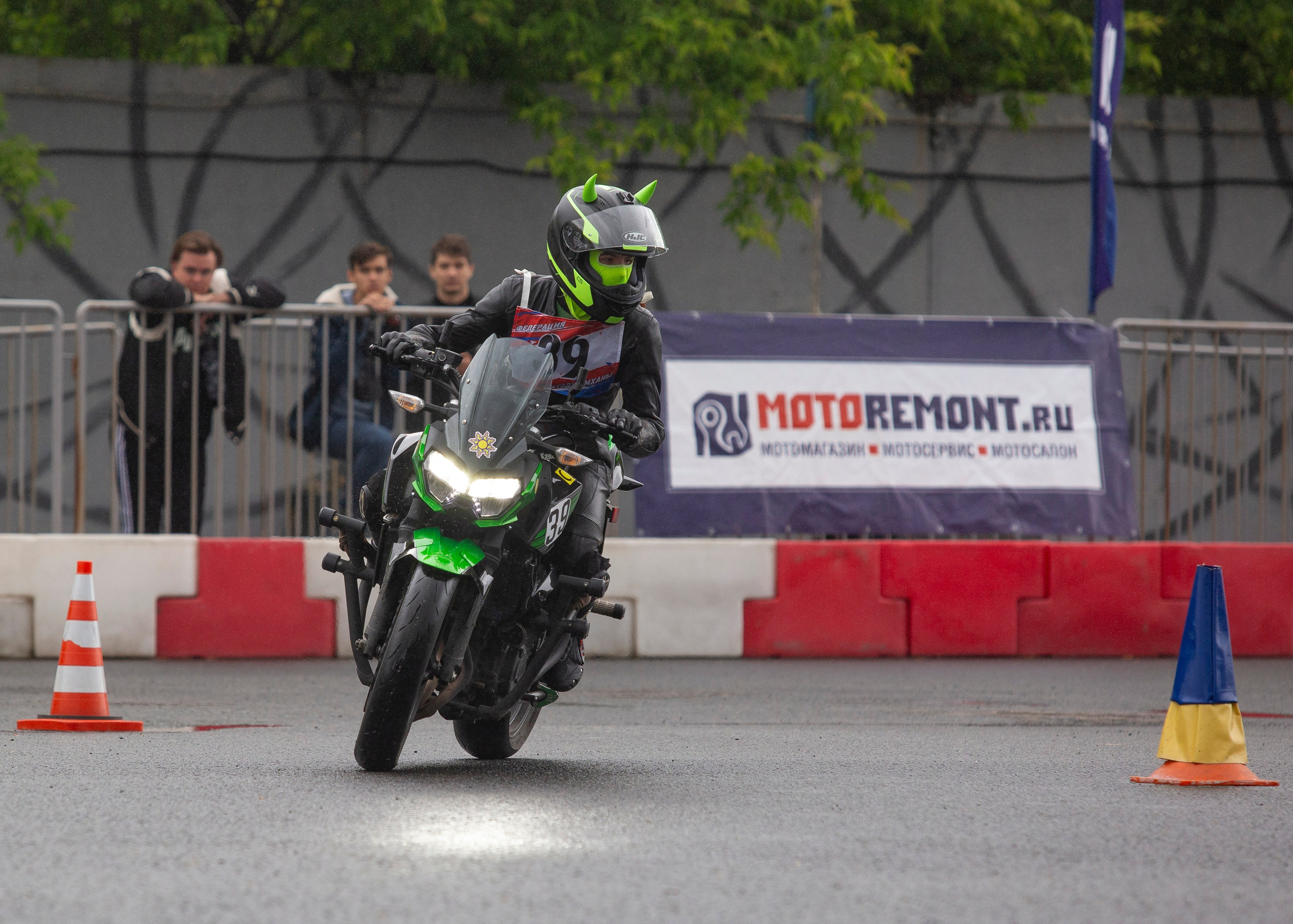 Московский этап кубка Федерации по Мотоджимхане 2025. Репортажный фотограф в Москве