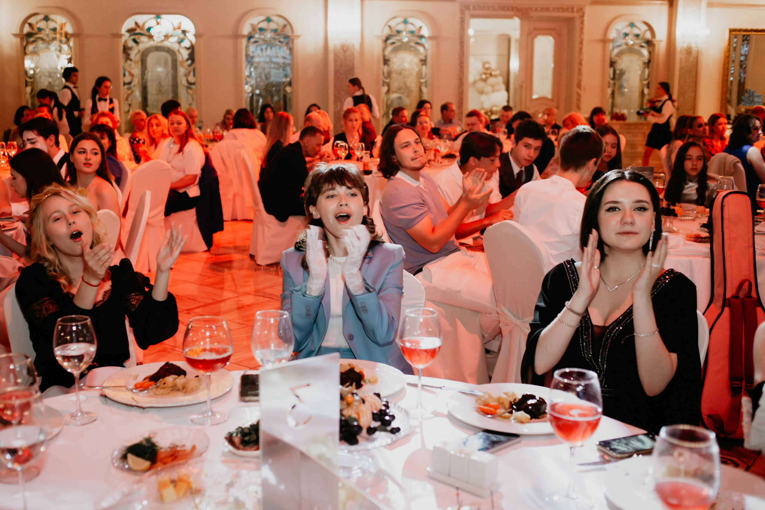 Выпускной. 11 лицей. Фотограф в Челябинске Ополихина Анна