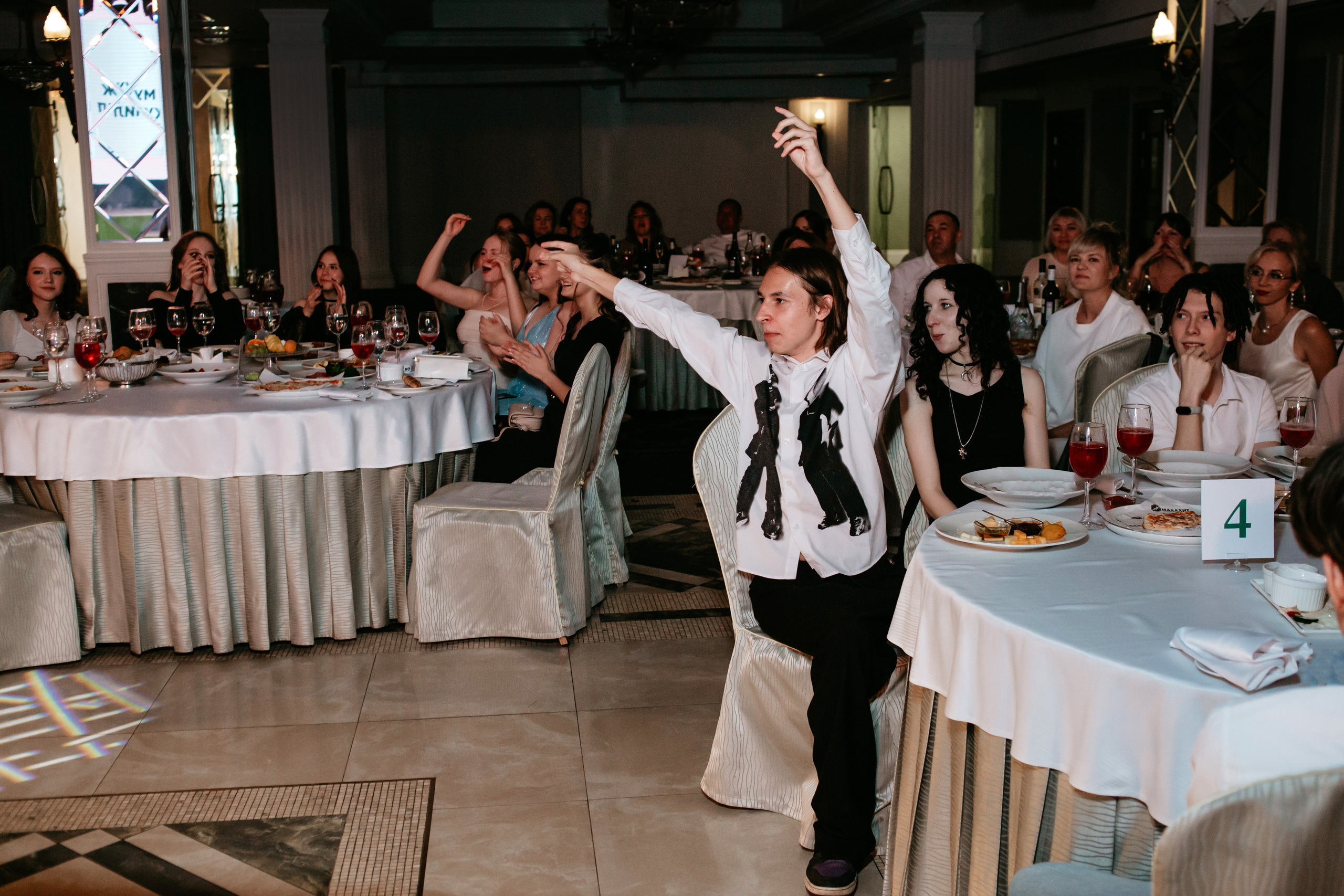 Выпускной 2025 (9класс) 124 школа. Фотограф в Челябинске Ополихина Анна