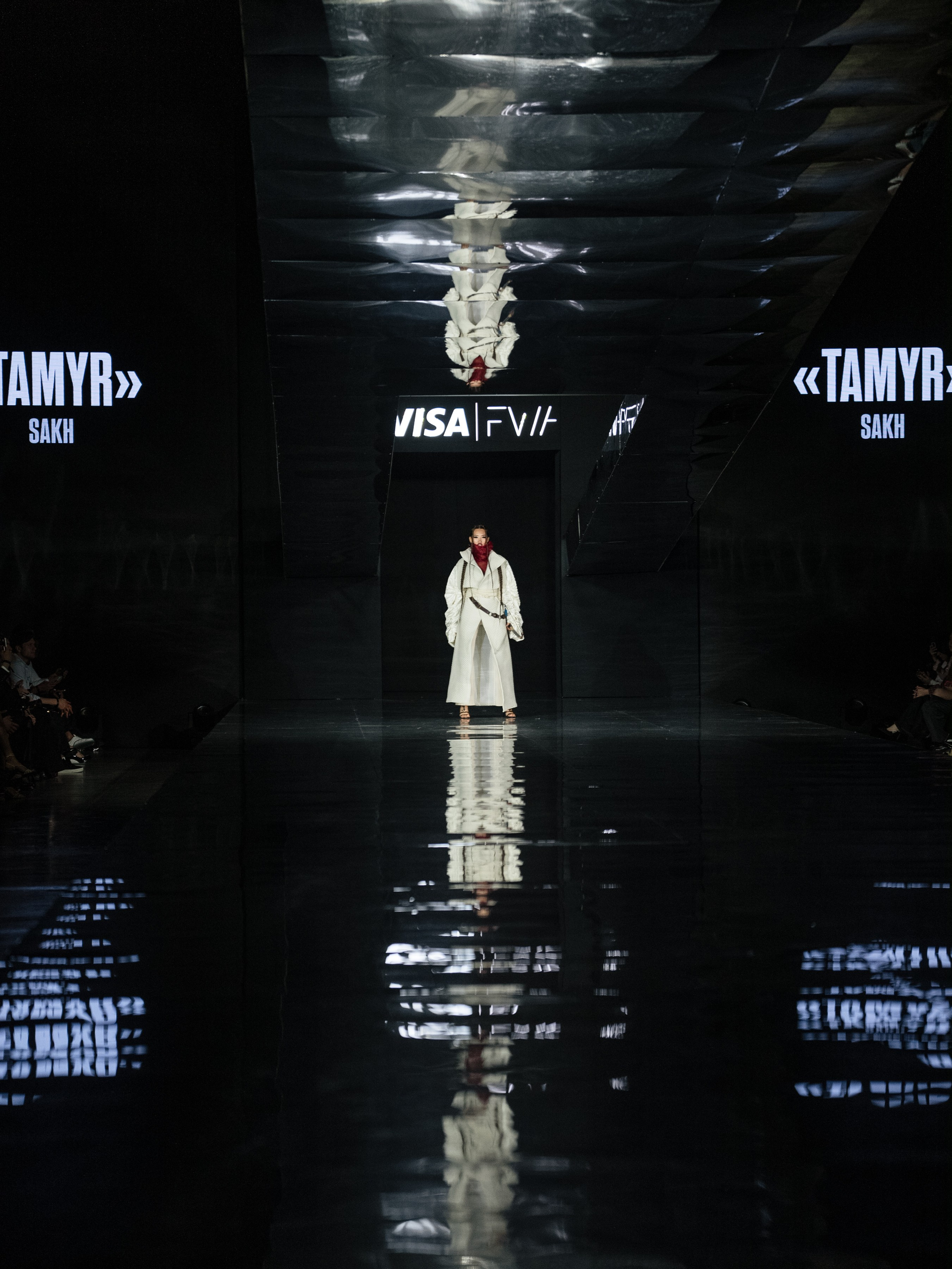 Visa Fashion Week SAKH. Сайт Алматинского НЮ АРТ, будуар и фэшн фотографа Дениса Карпенко