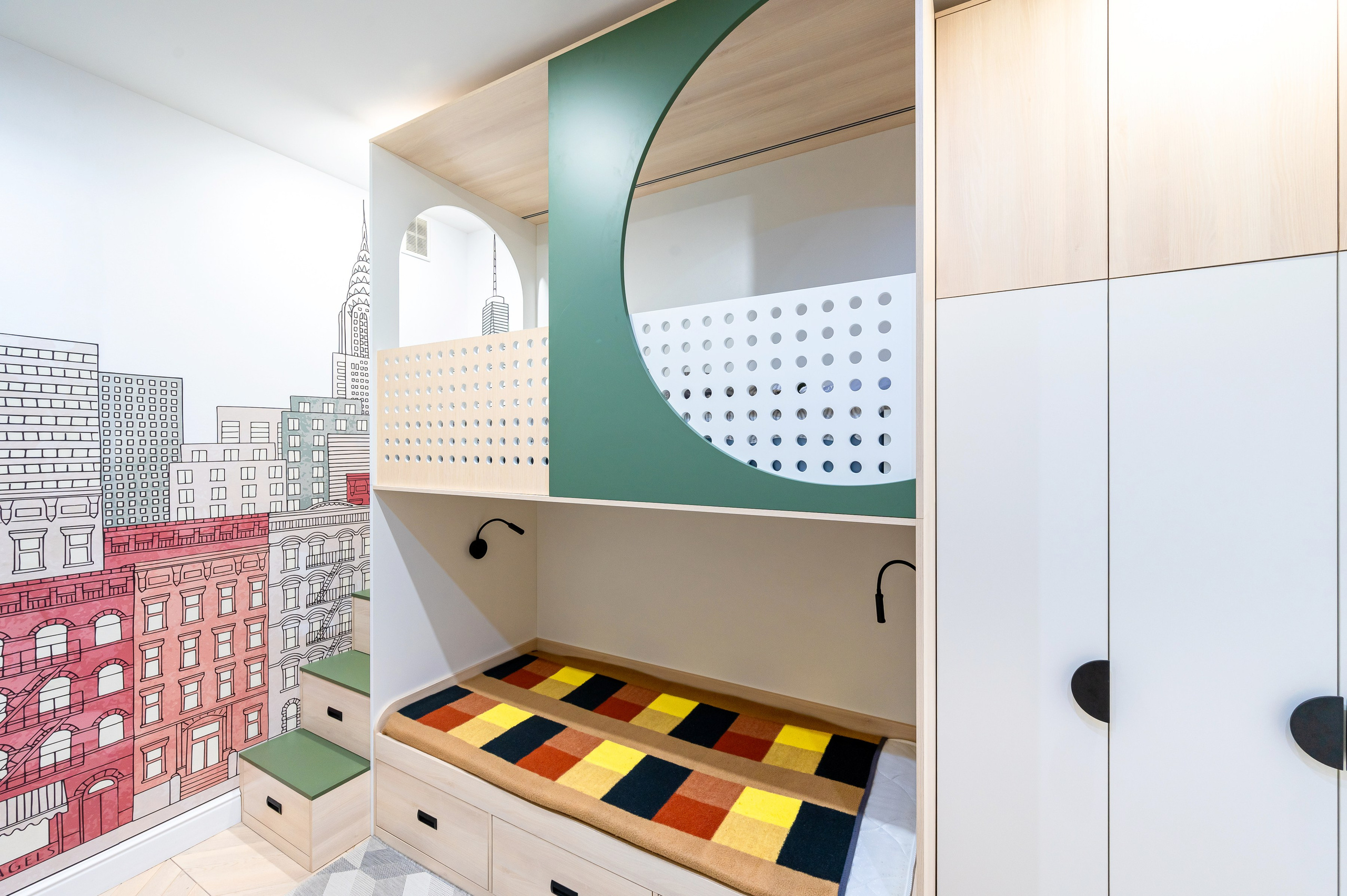 Съемка мебели для компании Санкус М. Интерьерный фотограф. Фото- видеосъемка недвижимости Санкт-Петербург