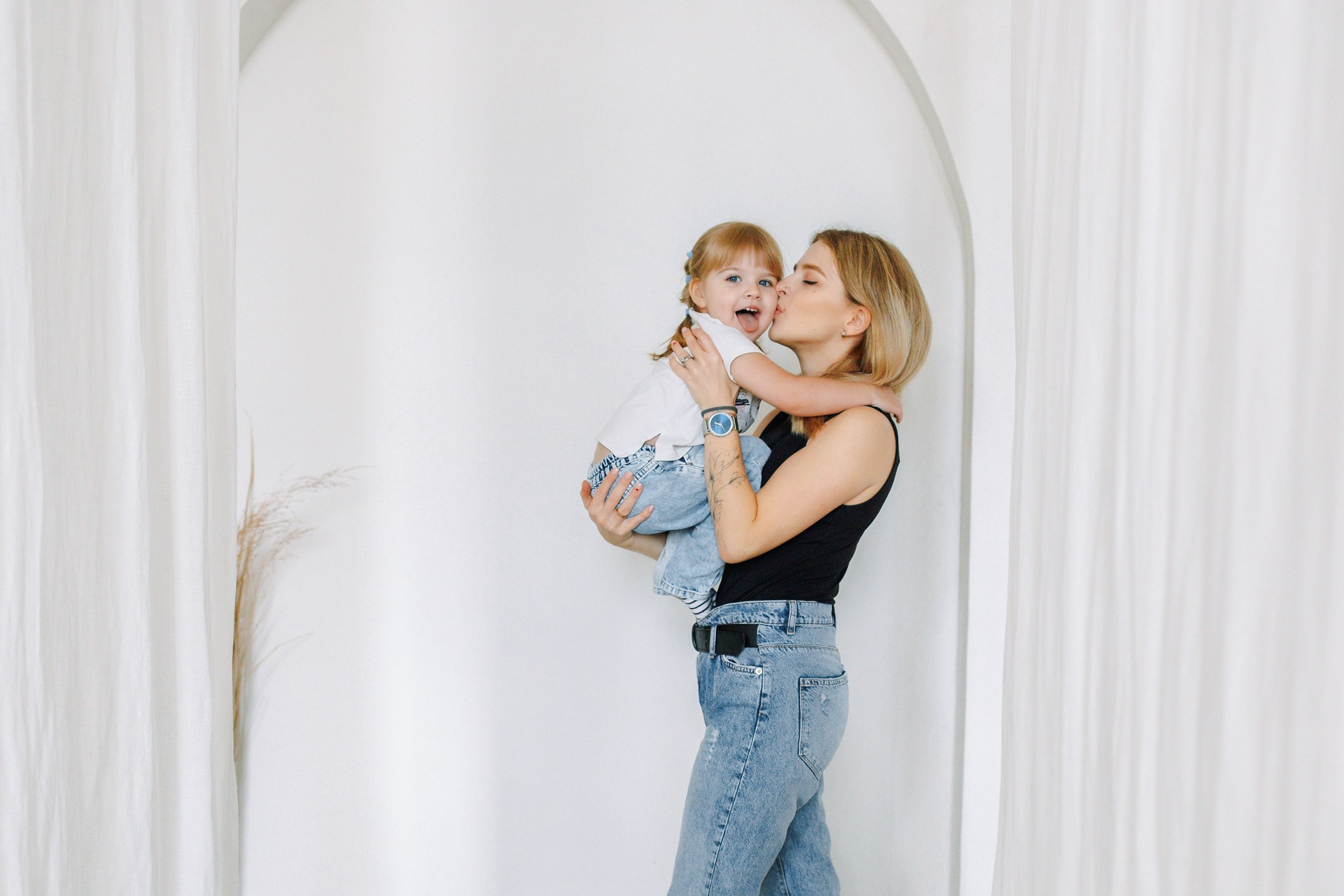 Алексей, Юля и Василиса. Семейный, репортажный, свадебный фотограф в Краснодаре Артур Александрин