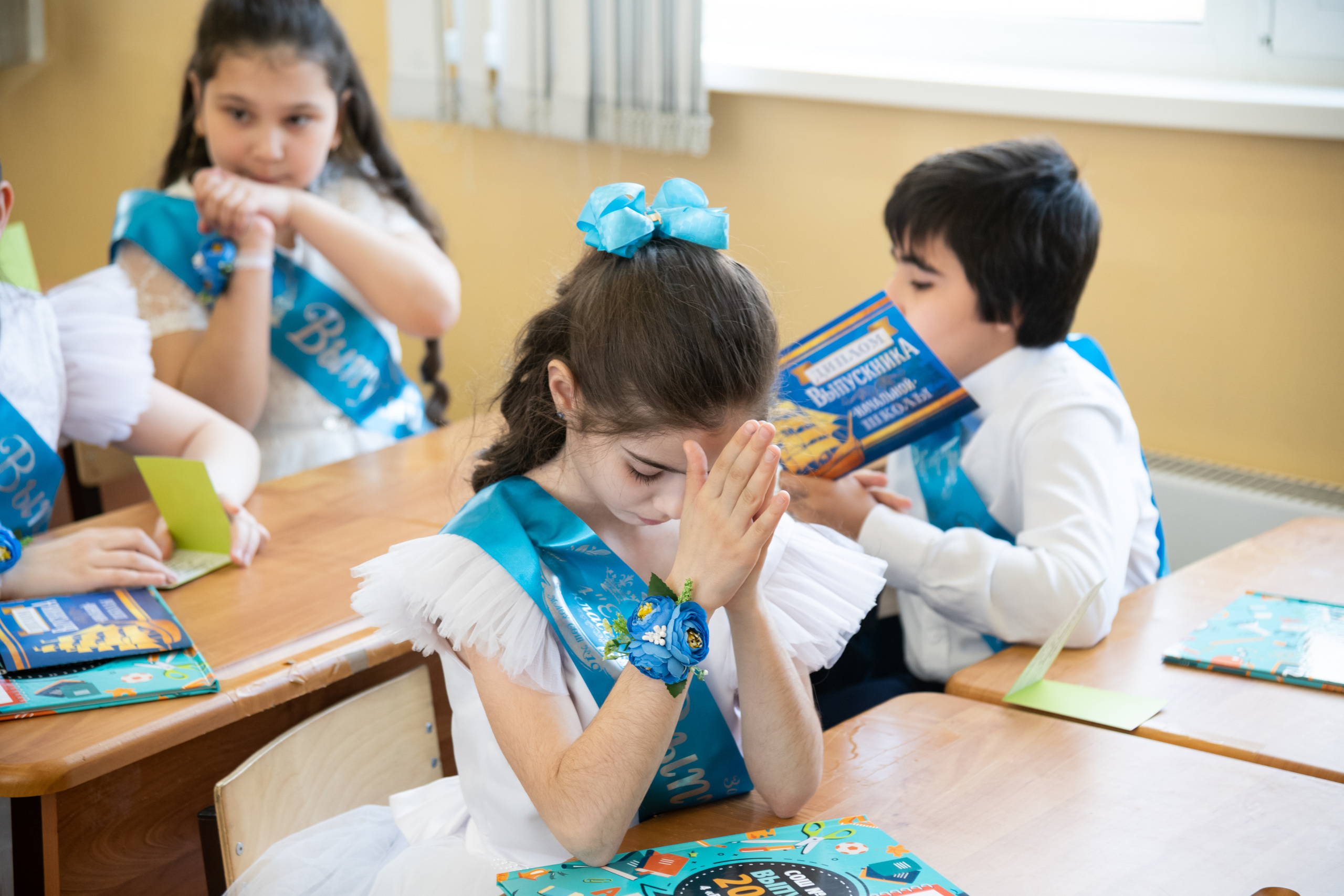 За партой. Фотограф в Москве и Московской области