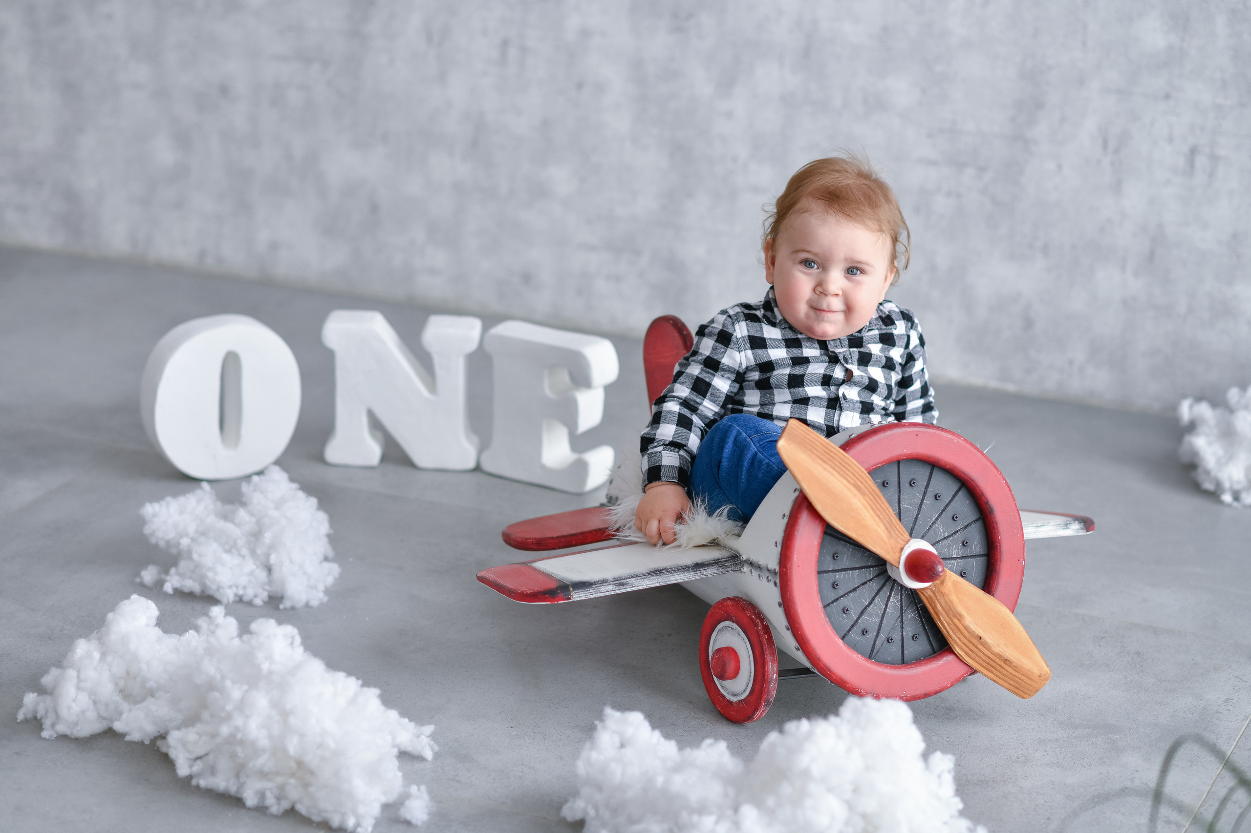 Годик в студии. Фотограф в Москве и Московской области