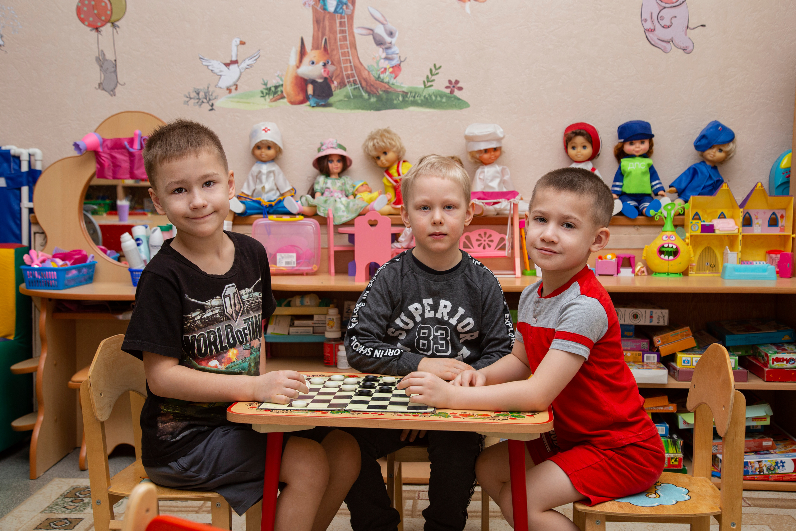 Друзья. Выпускной альбом в Реутово для школ и детских садов