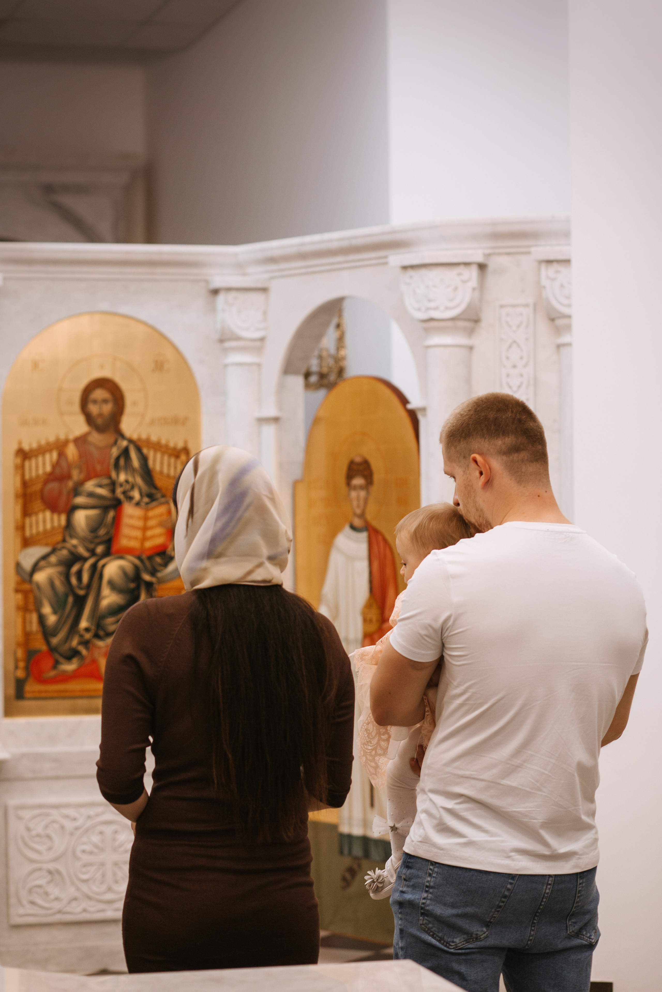 Фотосессия Крещения в Александро-Невском Соборе. Фотограф в Волгограде и Москве | Анастасия Лаврова