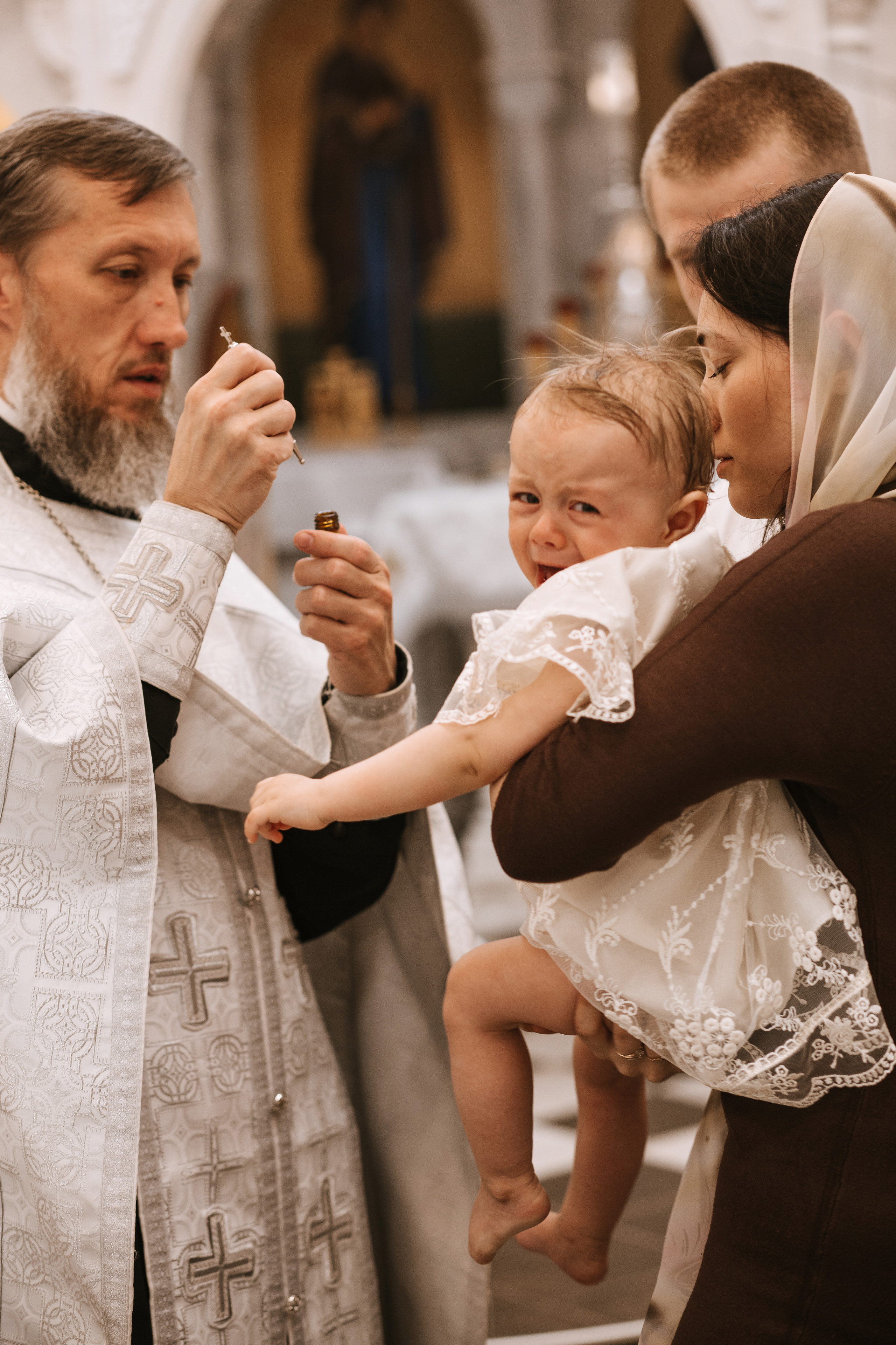 Фотосессия Крещения в Александро-Невском Соборе. Фотограф в Волгограде и Москве | Анастасия Лаврова