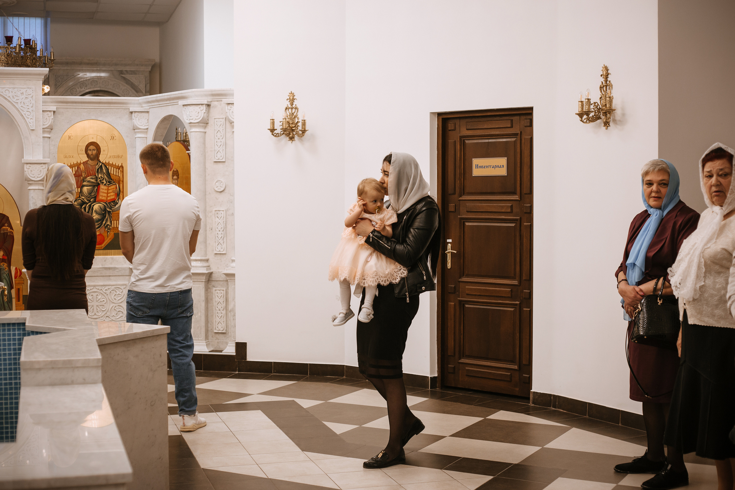 Фотосессия Крещения в Александро-Невском Соборе. Фотограф в Волгограде и Москве | Анастасия Лаврова