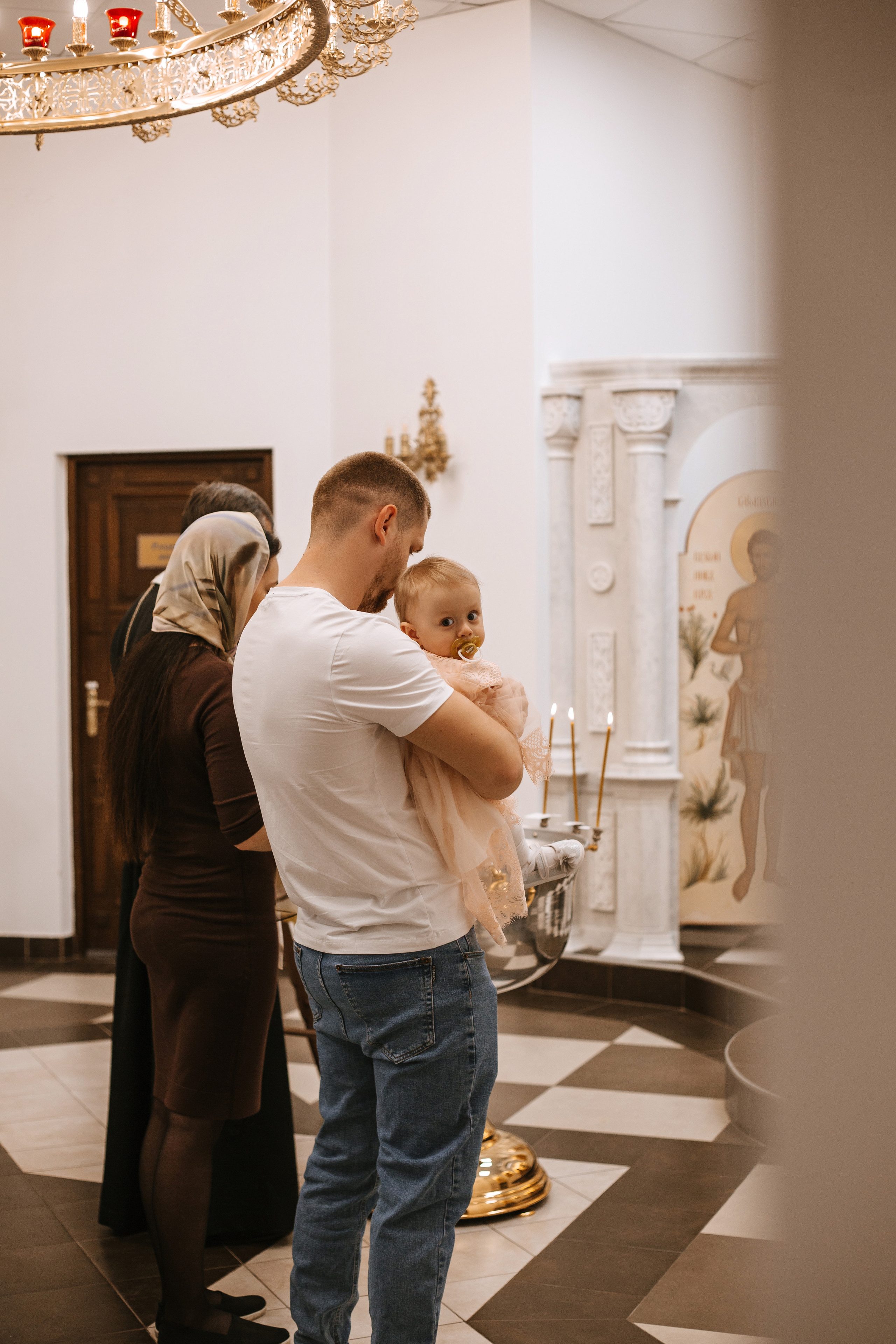 Фотосессия Крещения в Александро-Невском Соборе. Фотограф в Волгограде и Москве | Анастасия Лаврова