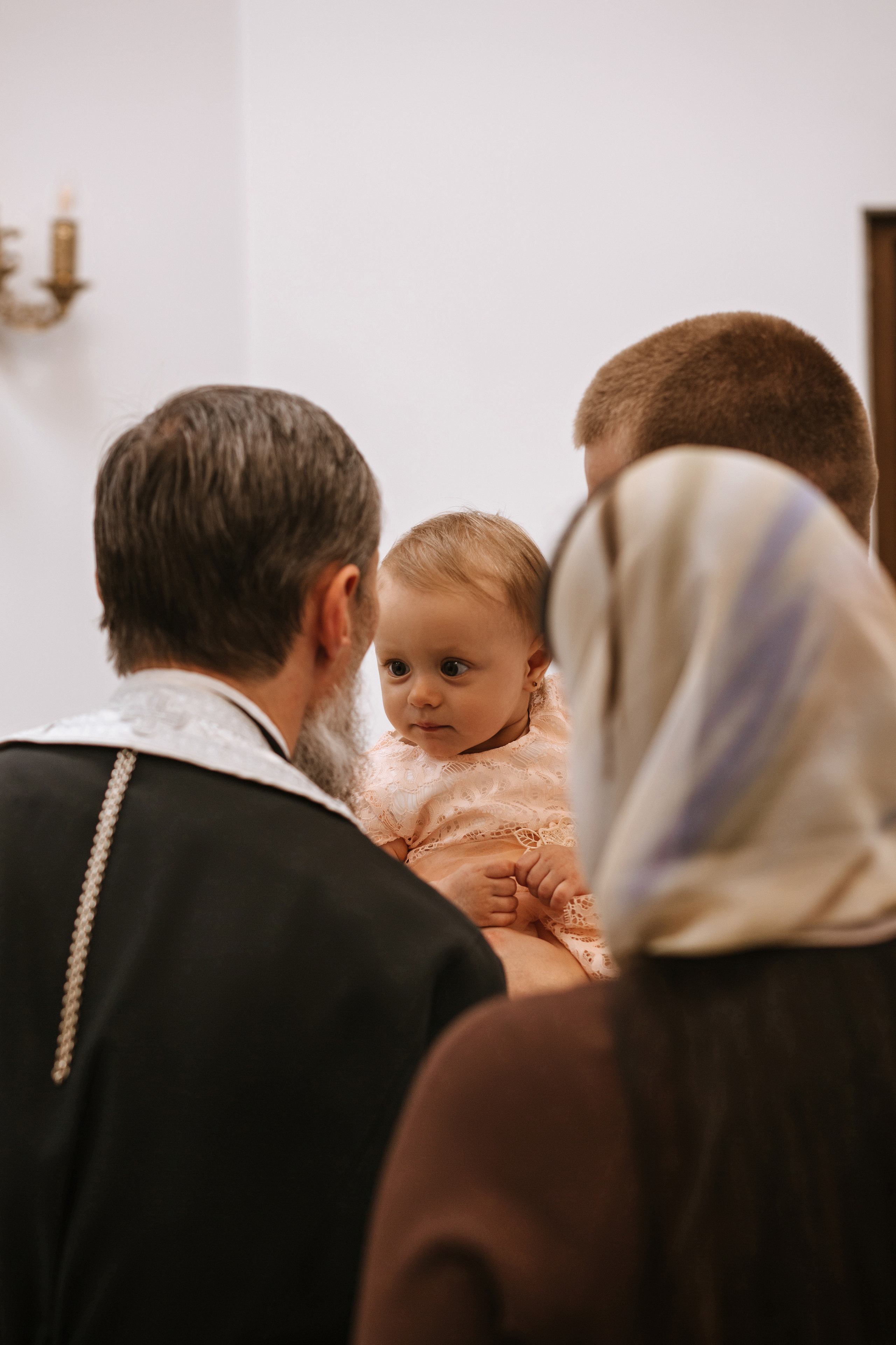 Фотосессия Крещения в Александро-Невском Соборе. Фотограф в Волгограде и Москве | Анастасия Лаврова