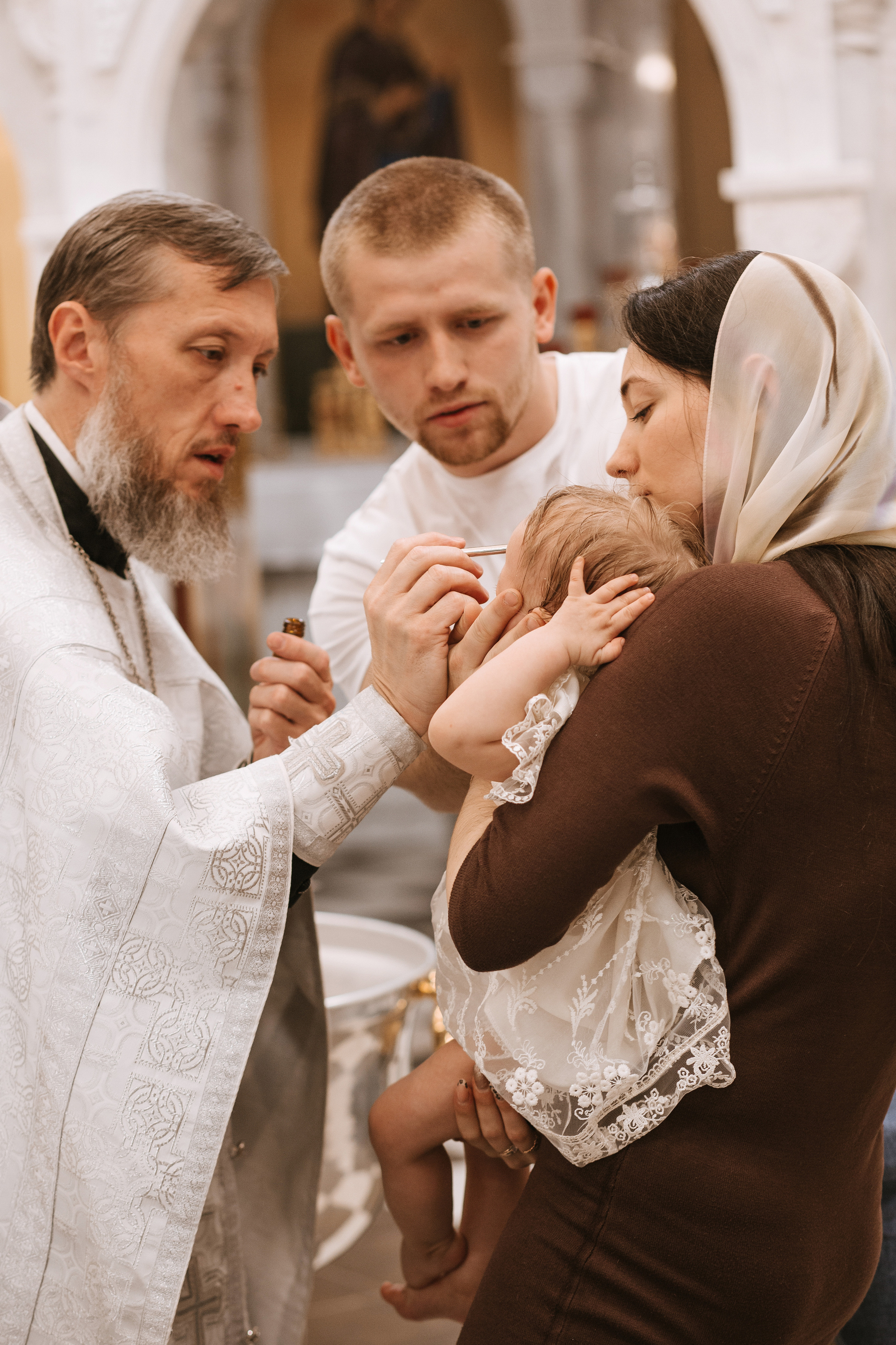 Фотосессия Крещения в Александро-Невском Соборе. Фотограф в Волгограде и Москве | Анастасия Лаврова