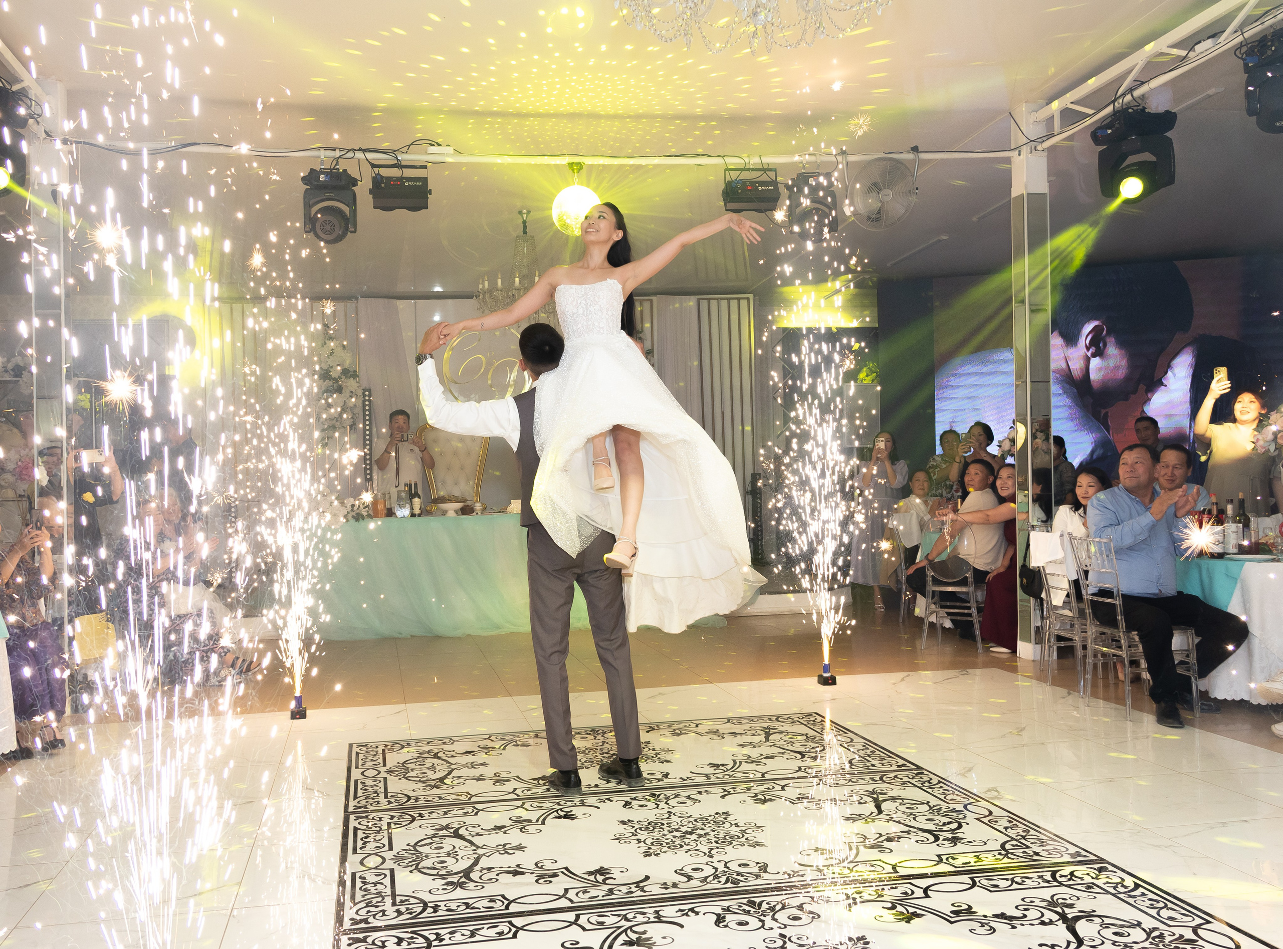 Сайыына, Данил. Фотограф Якутск Зоя Николаева