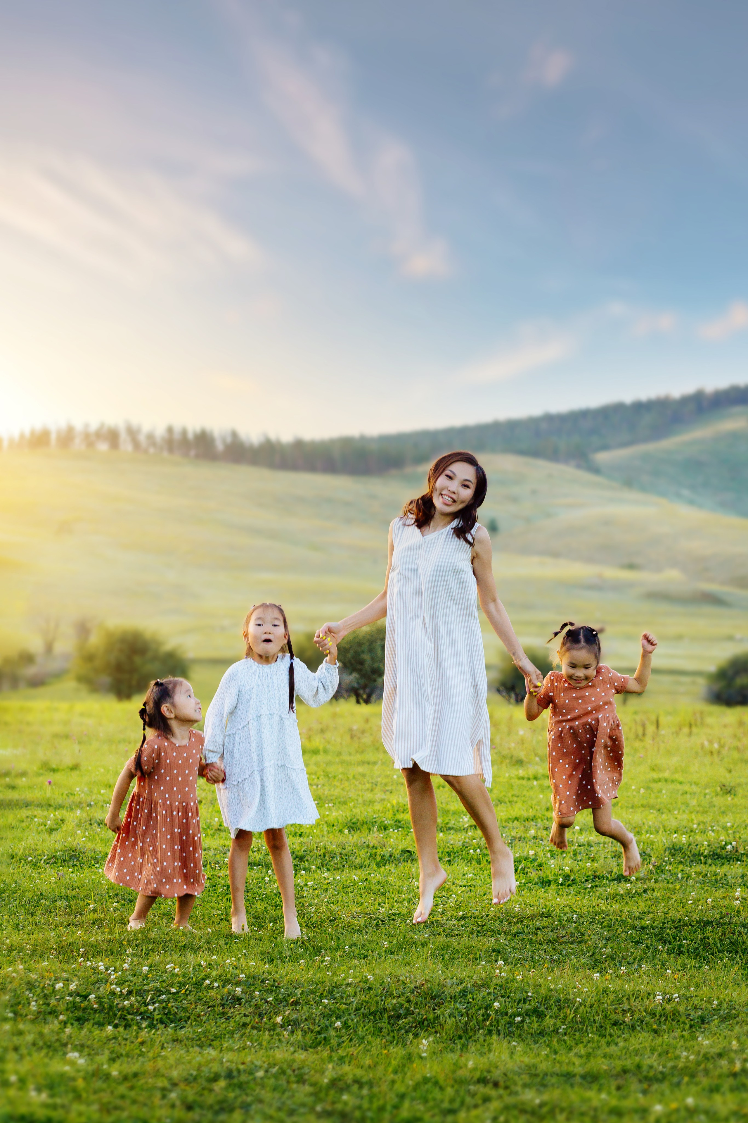 Дарима с семьей. Фотограф Бурятии София Андриянова