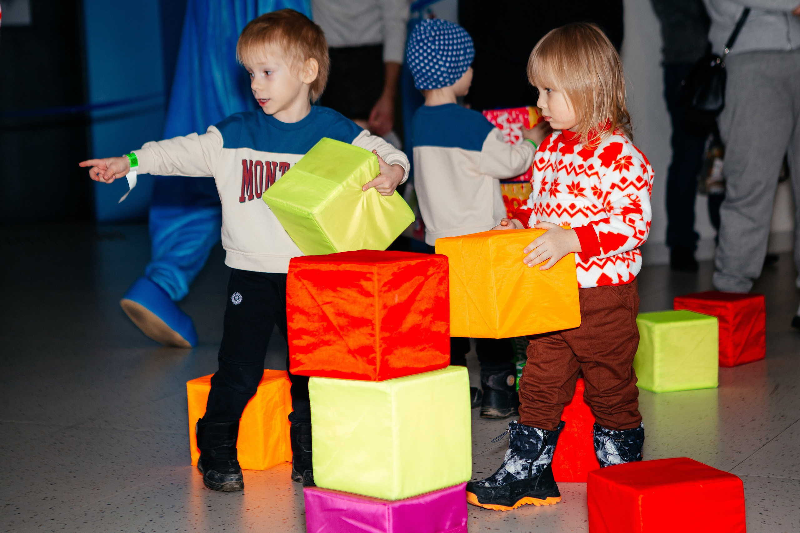Благотворительный НГ. Фонд Завтра. Контент фотограф, съемка для маркетплейсов, фуд съемка и репортажи в Новосибирске Ралия Галеева