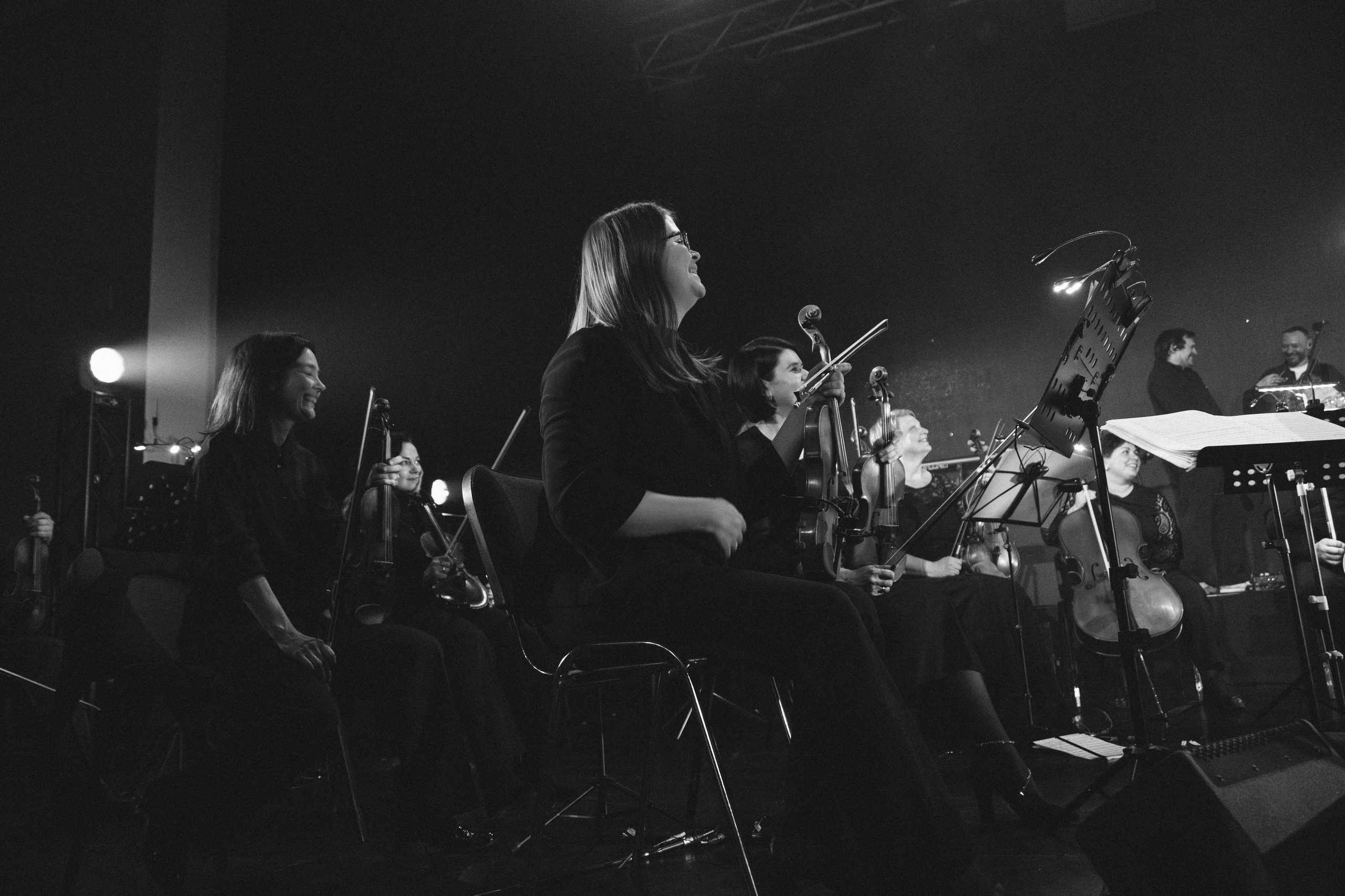 Сергей Бобунец в Красноярске 18.03.26. Фотограф Красноярск съемки лавстори, фотосессия в студии, портретная съемка, творческие фотосессии