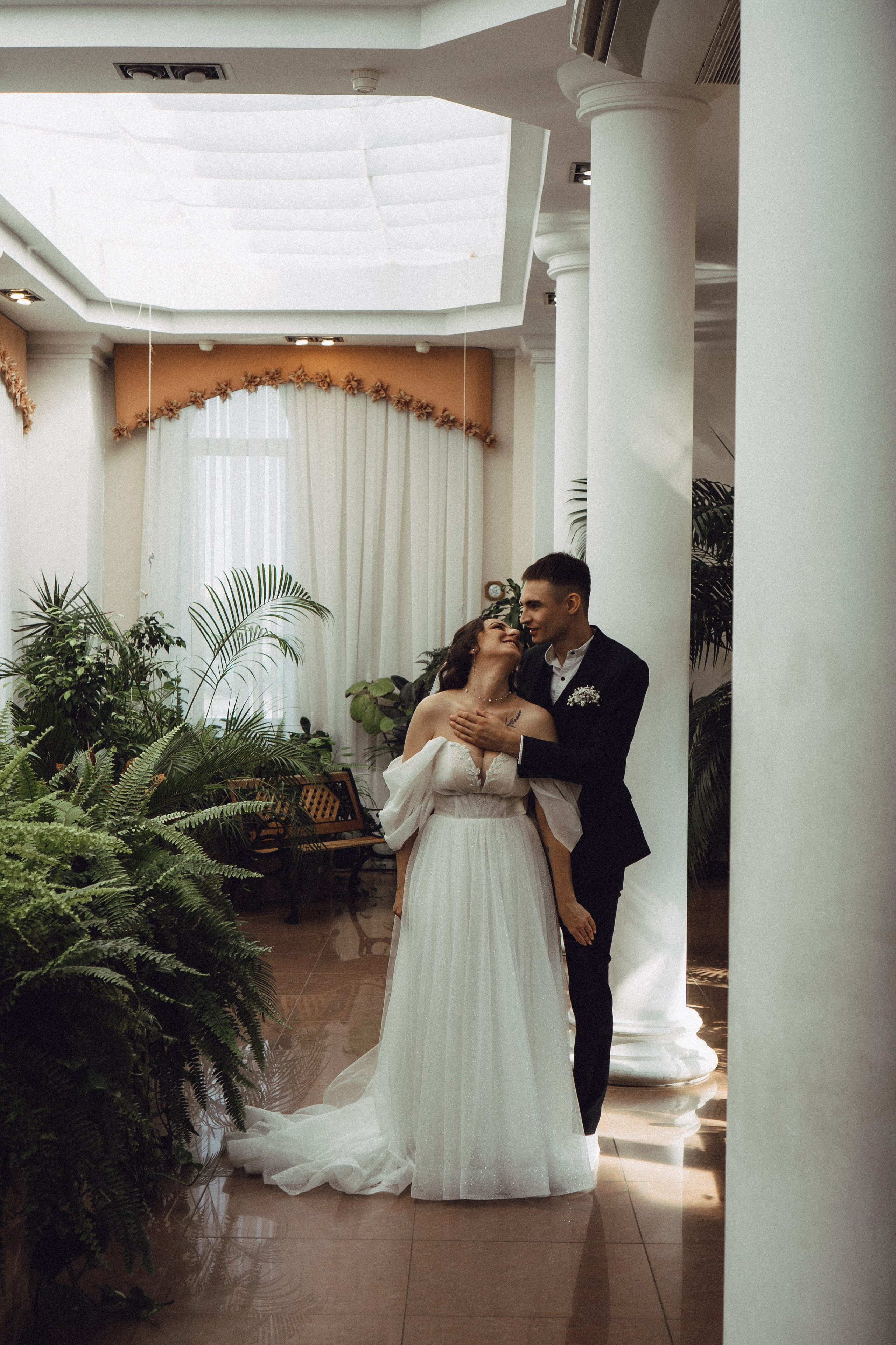 СВАДЕБНАЯ СЬЕМК В ПАРКЕ 300-ЛЕТИЯ. Профессиональный фотограф, Санкт-Петербург — Виктория Богомолова