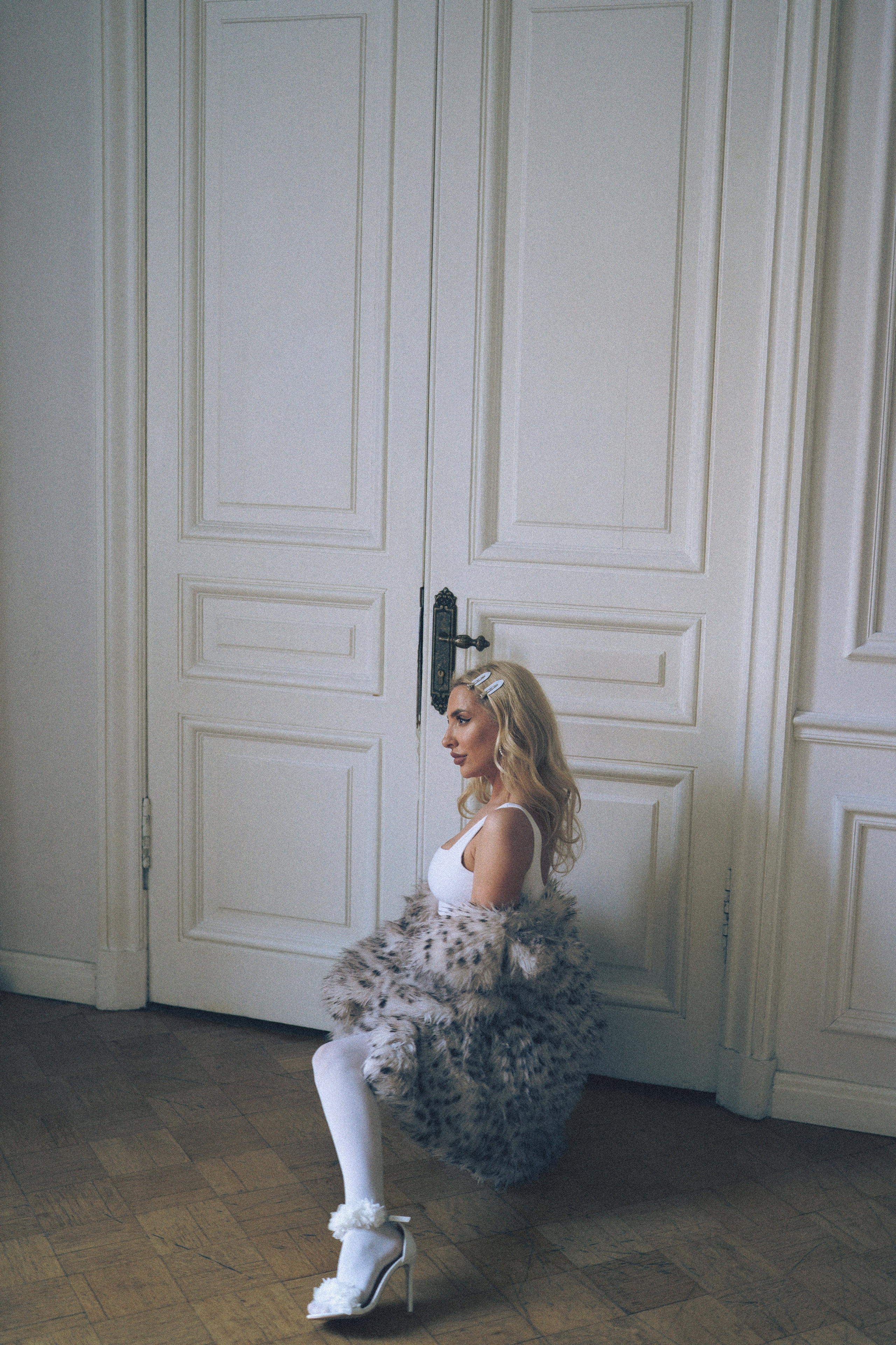 МИНИМАЛИЗМ В СТУДИИ НА ЧЕРНЫШЕВСКОЙ В СТУДИИ С БАЛКОНОМ. Профессиональный фотограф, Санкт-Петербург — Виктория Богомолова