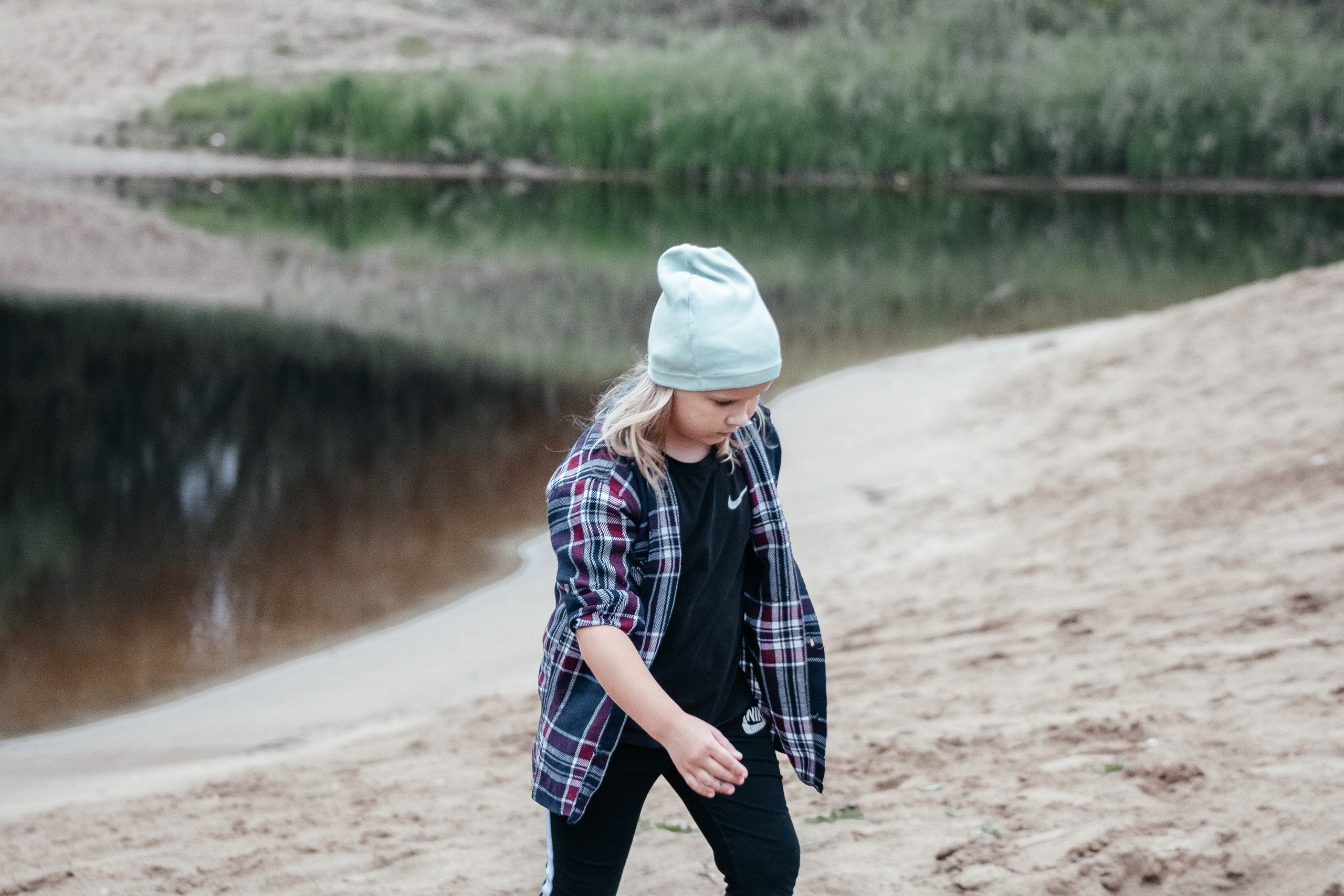 Ксюша и утки. Фотограф в Ветлуге Сергей Белов (VETLUGA B.S.)