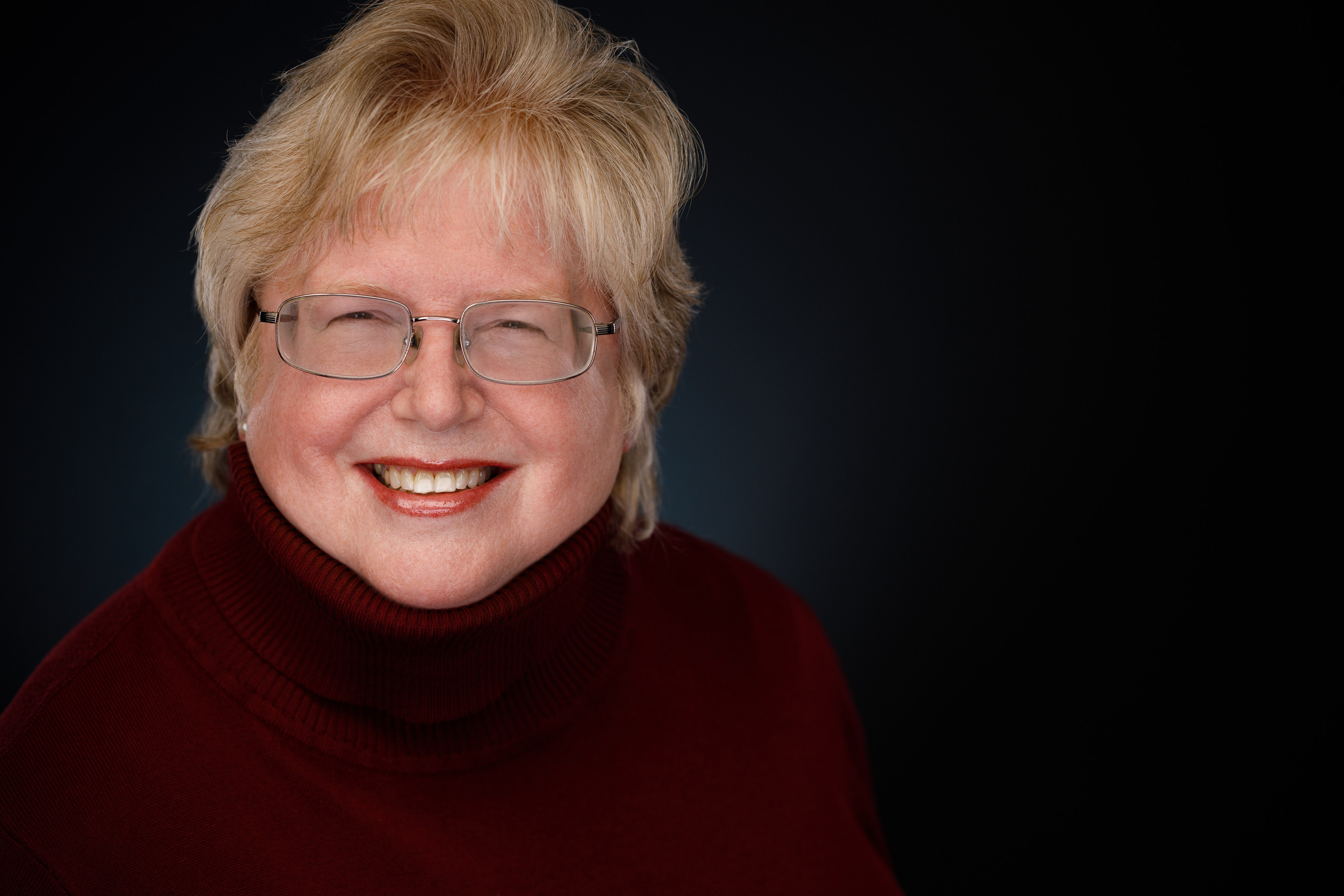 Headshot session for a writer. Headshot & portrait photographer Alexei Shendrick