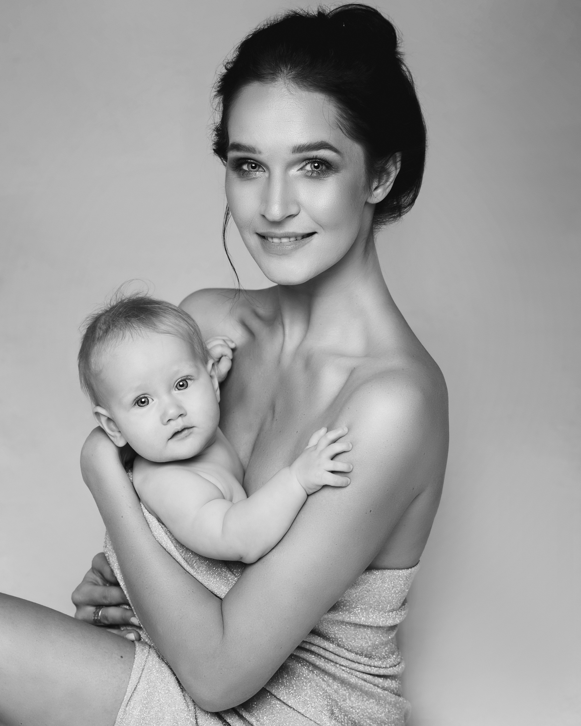 Motherhood. Kids and family photographer in Upper Austria Helen Baum