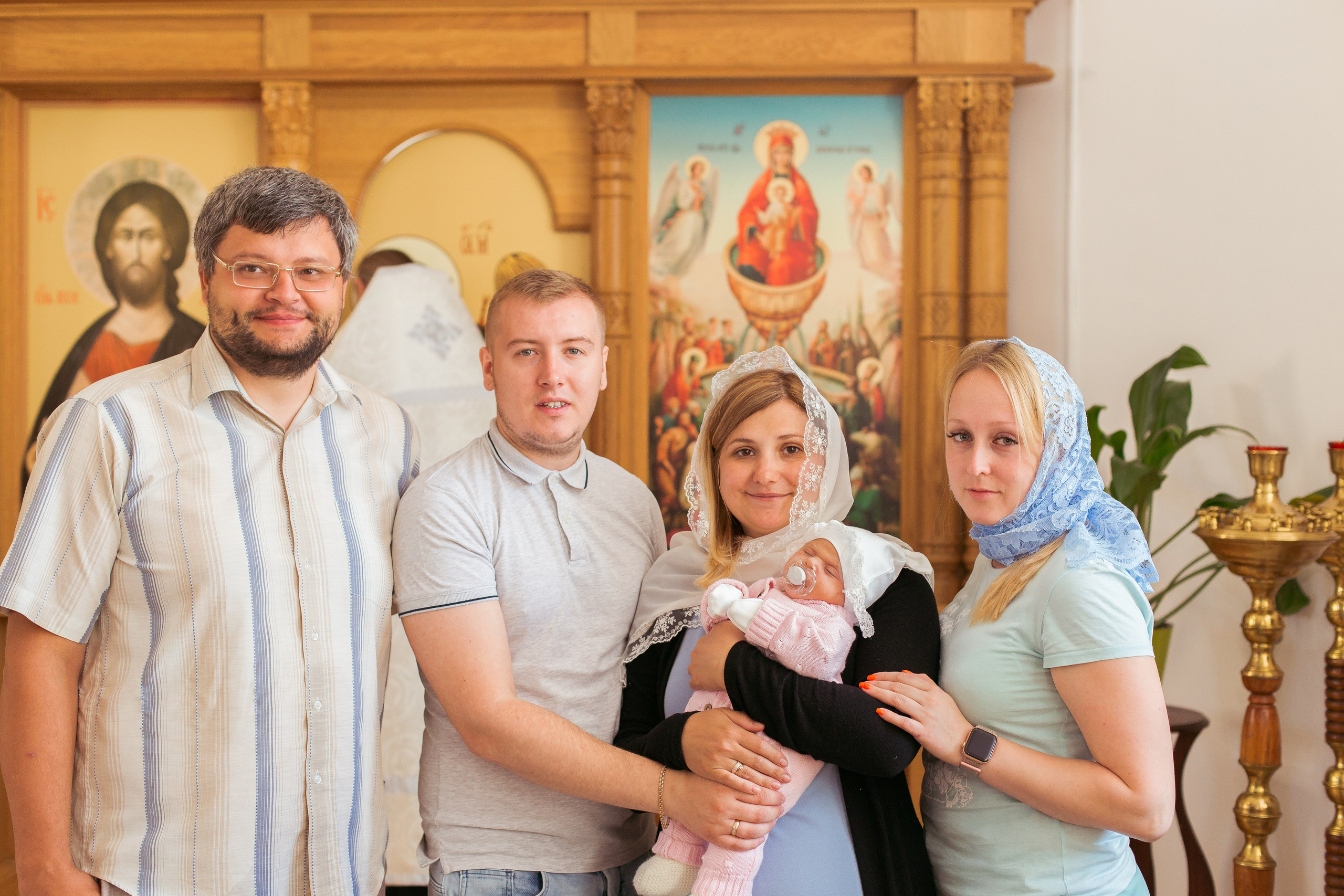 Крещение Ульяны. Успенская церковь. Фотограф новорожденных и детский в Сергиевом Посаде Кругликова Юлия