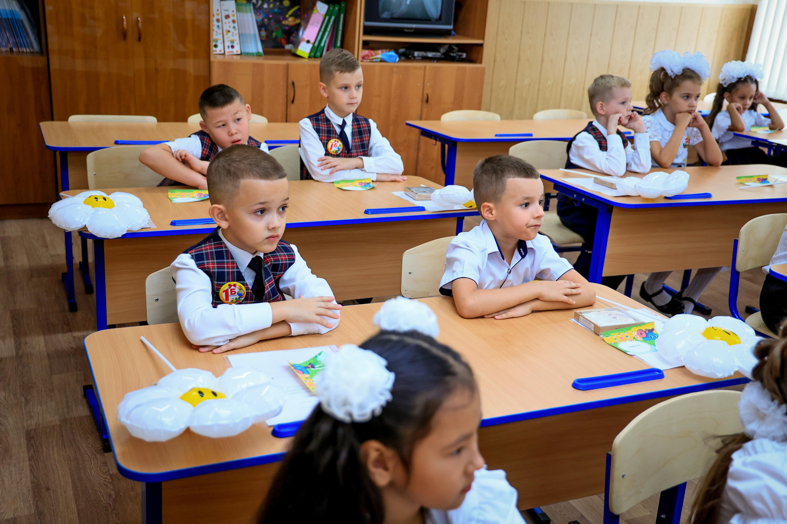 ШКОЛА 1 СЕНТЯБРЯ. Свадебный фотограф — видеограф в г. Астрахань Екатерина Юмашева