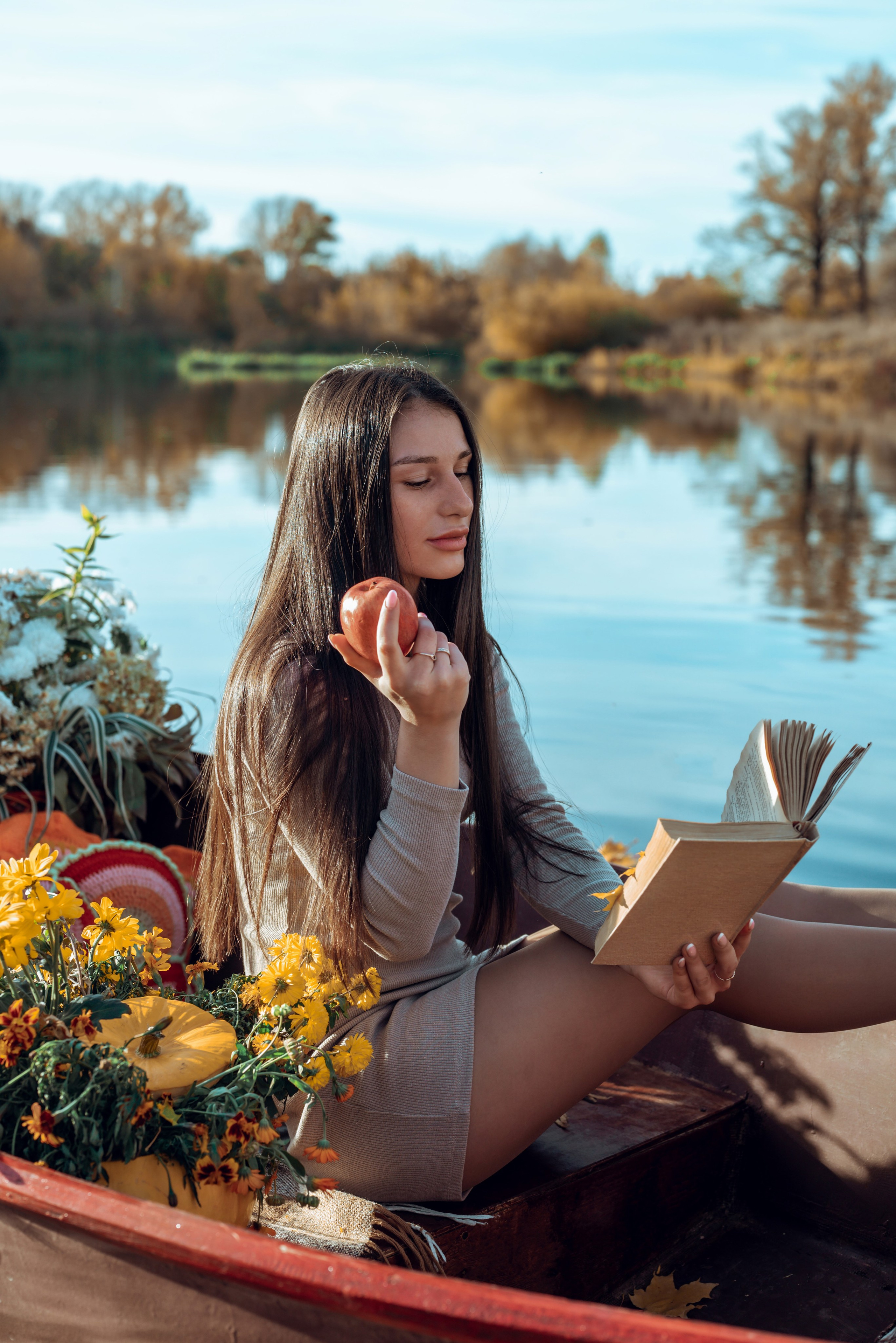 Фотопроект с осенней лодкой. Фотограф в городе Салават