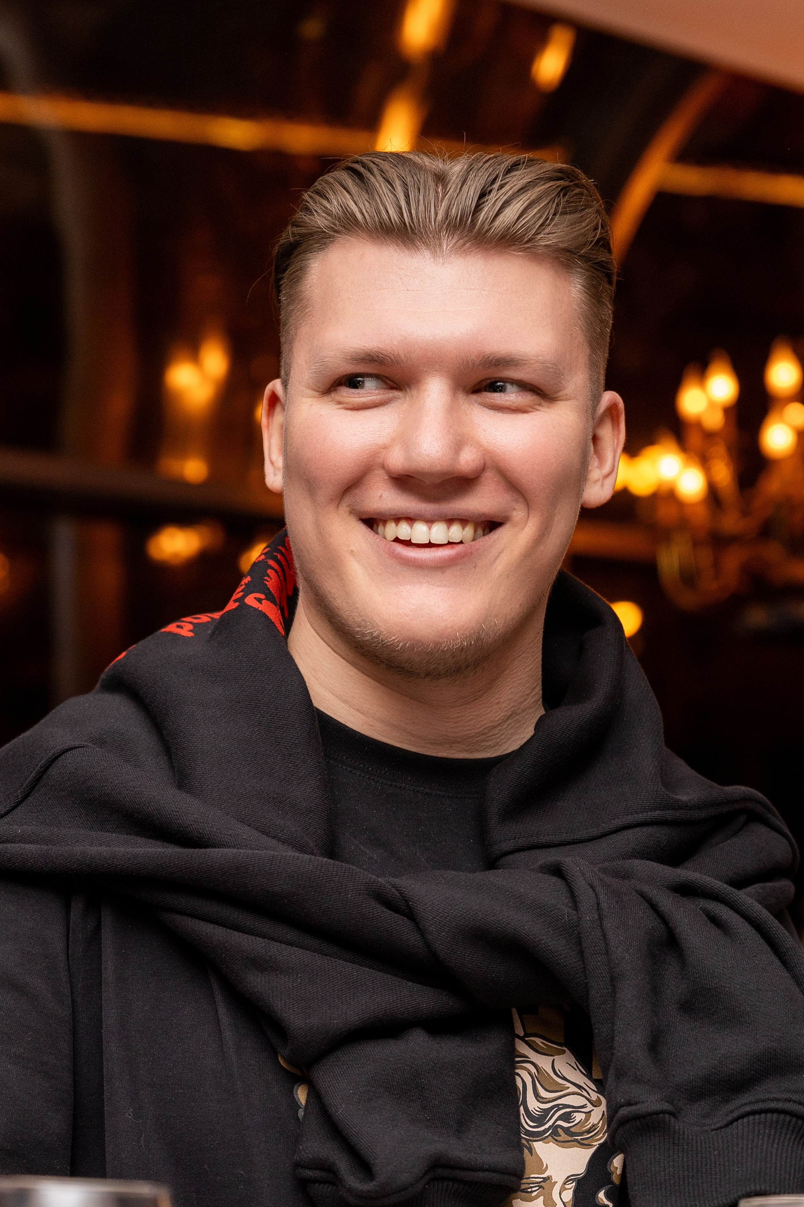 Корпортитв на теплоходе. Фотограф в Москве Десятова Ксения