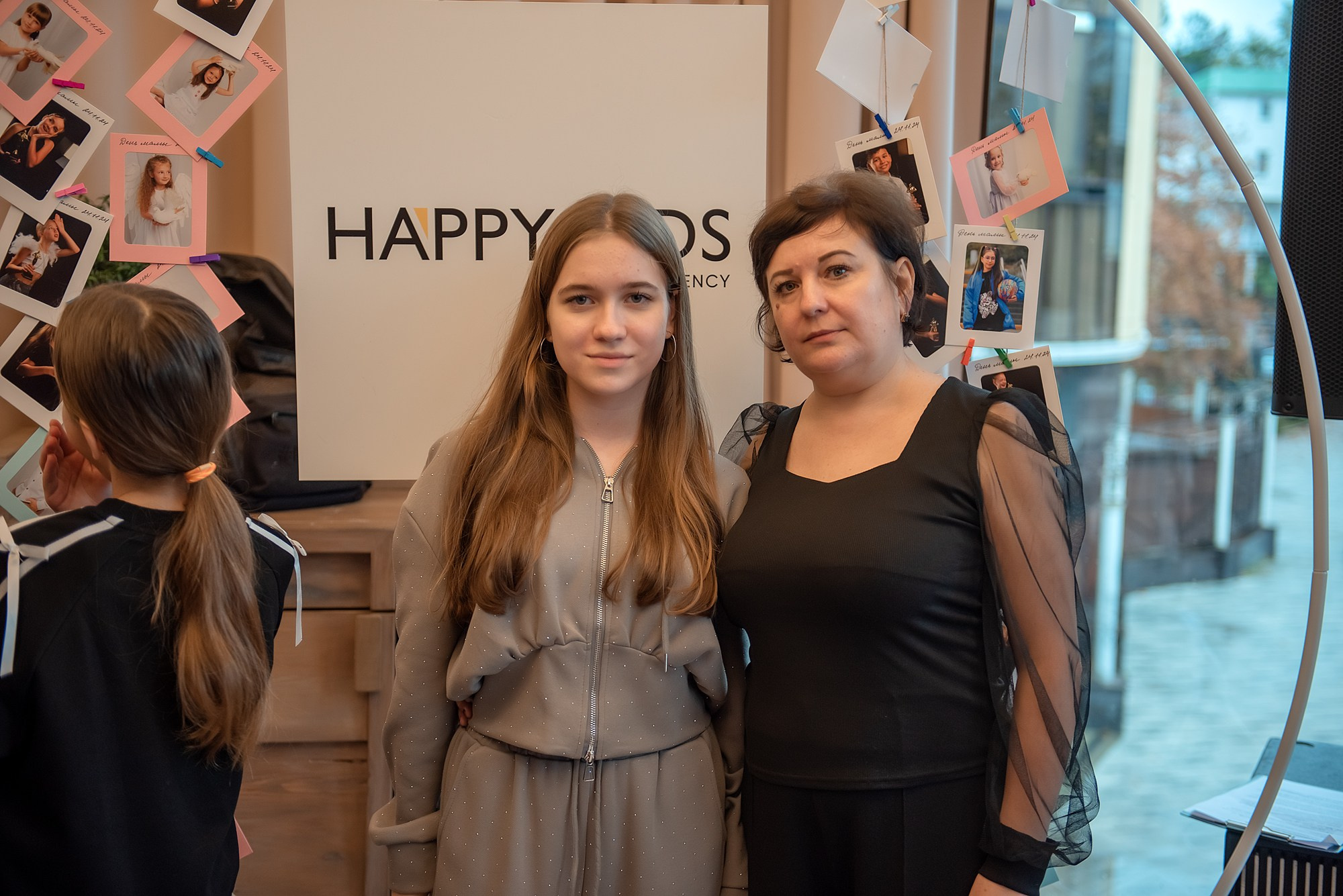 HAPPYkids дефиле в день мамы. Семейный и коммерческий фотограф в Сочи Александр Бодунов