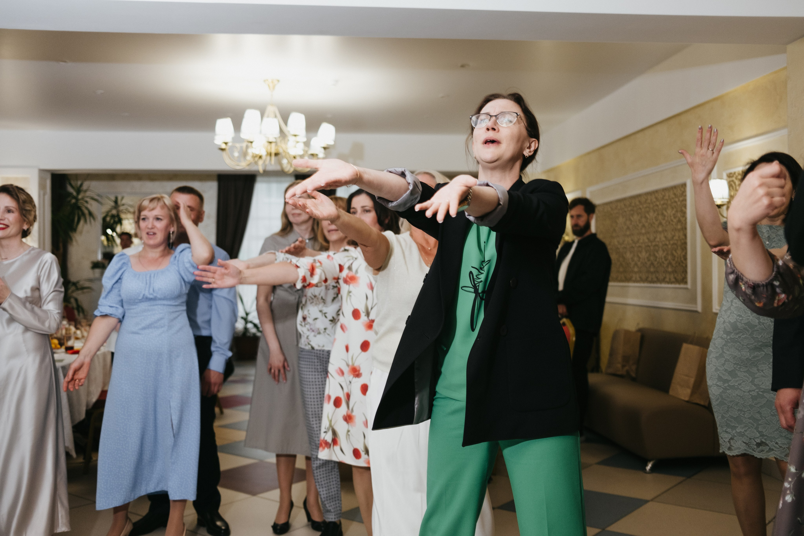 Выпускной 11 класс школы № 30. Свадебный и репортажной фотограф Денис Ожигин в Краснодаре и Краснодарском крае